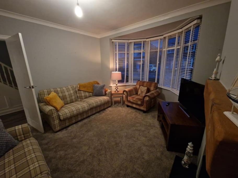 Three-Bedroom House photo 1