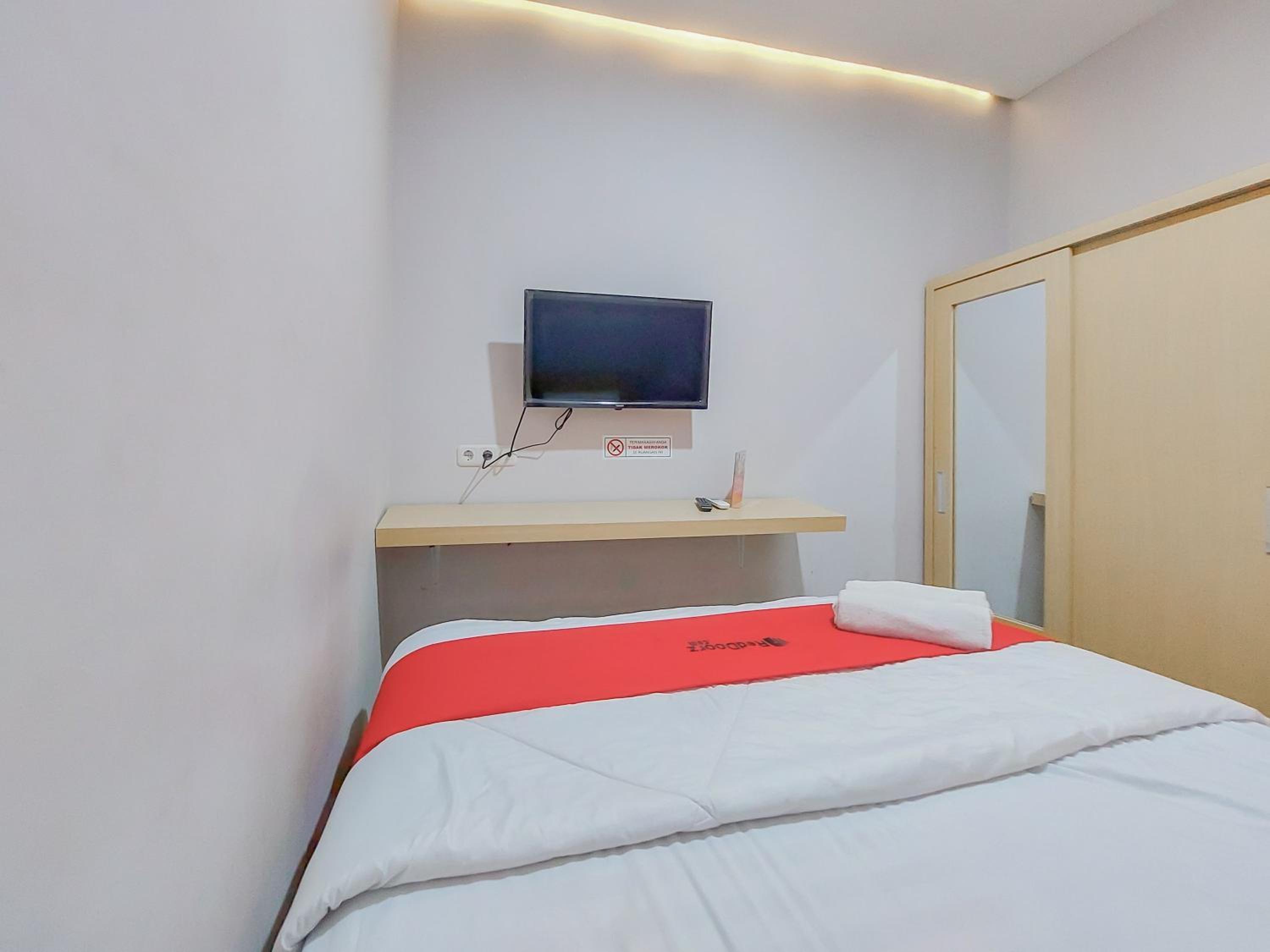Economy Single Room