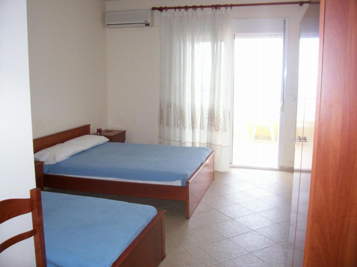 Studio Apartment with Sea View photo 2