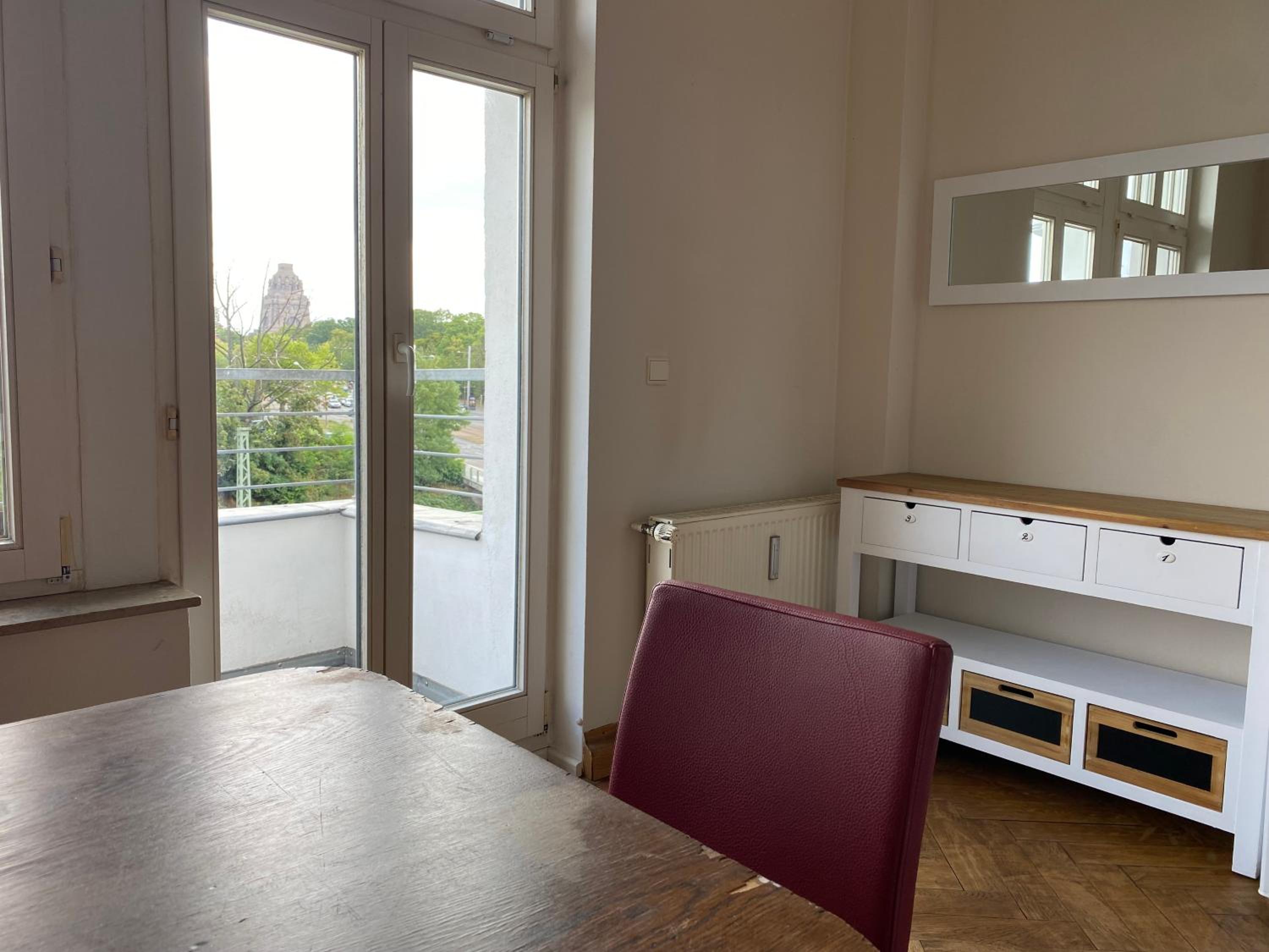 Apartment with Balcony photo 3