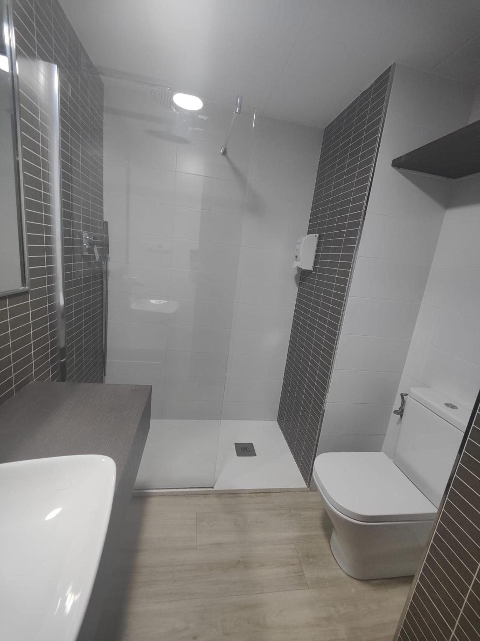 Double Room - Photo 3