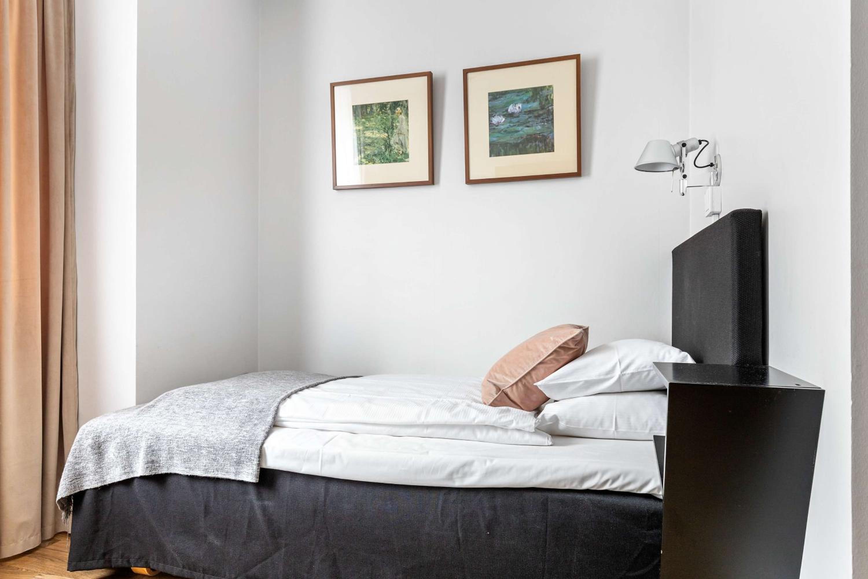 Standard Single Room photo 2