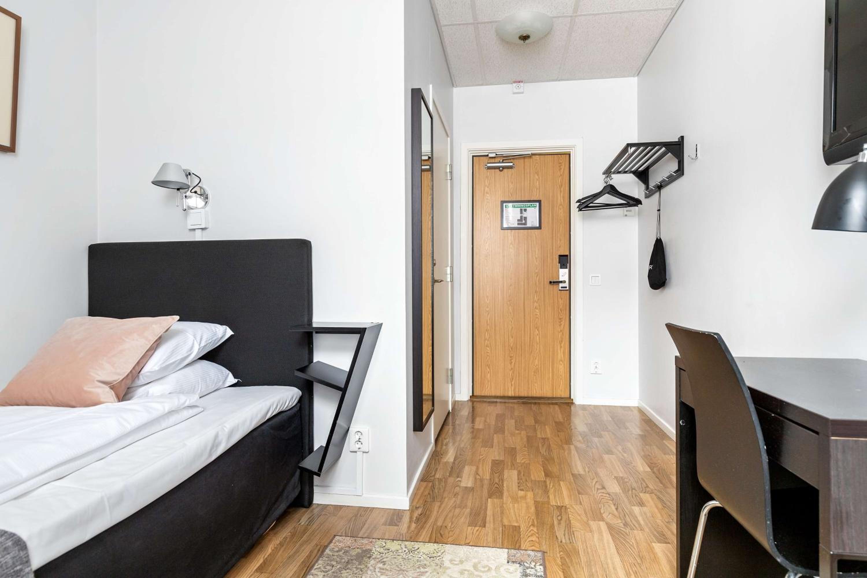 Standard Single Room photo 3