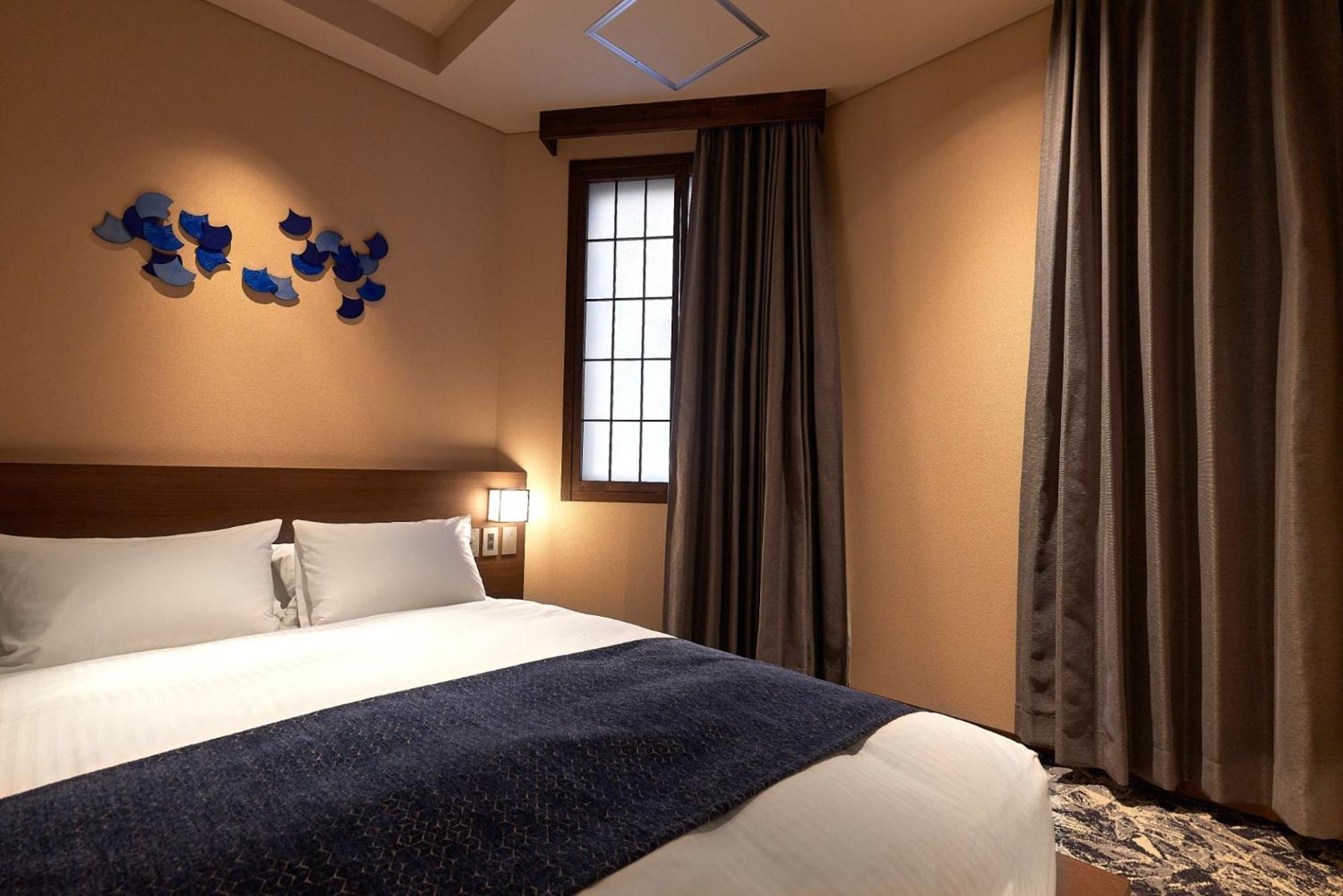 Queen Room - Photo 3
