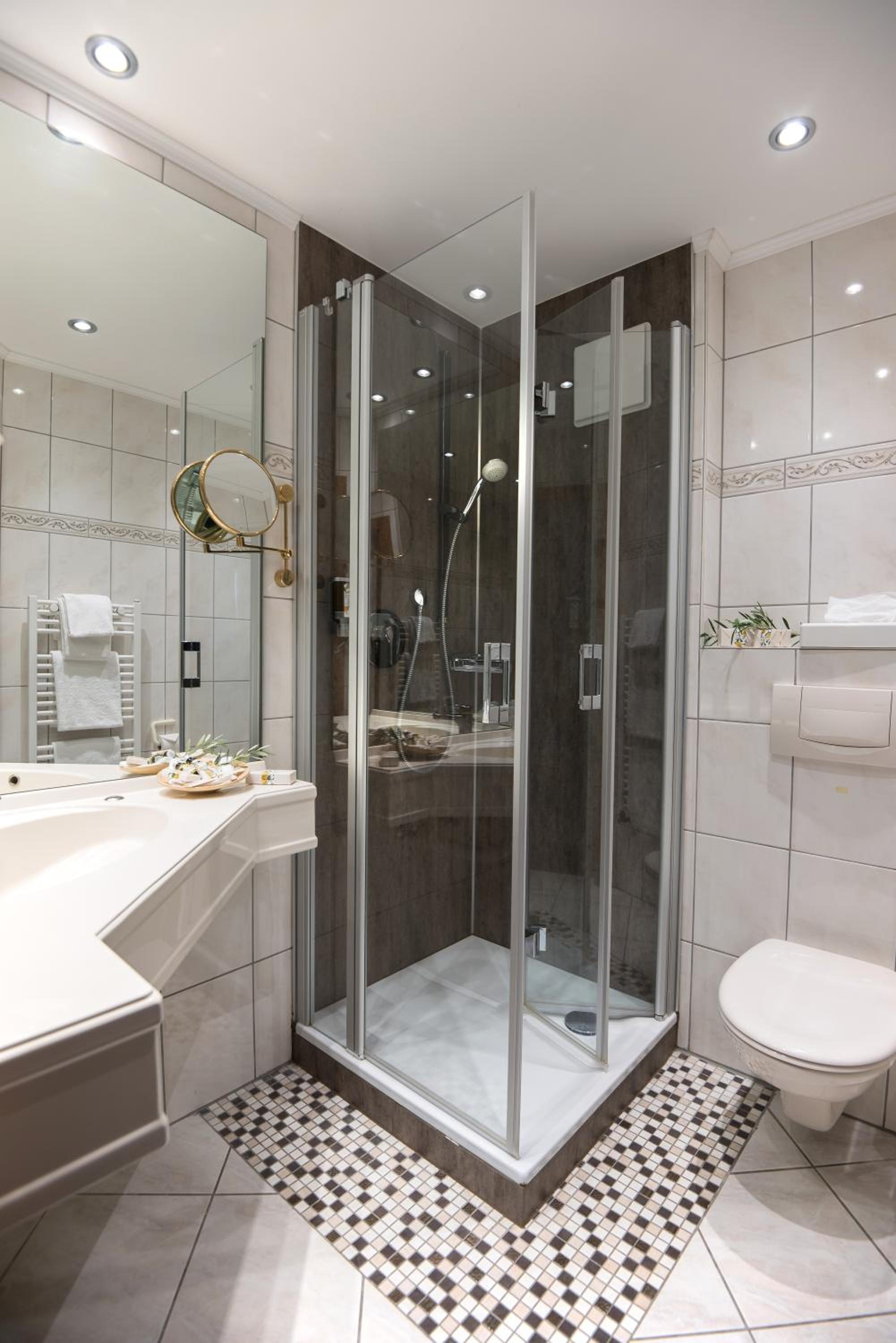 Classic Double Room with City View photo 2