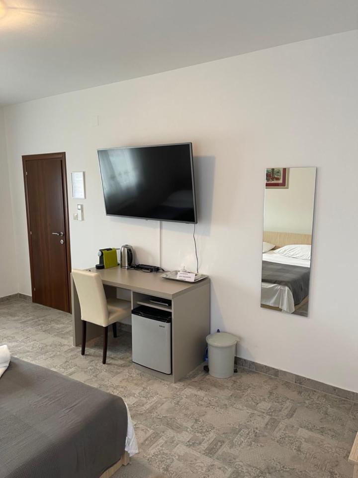 Triple Room with Mountain View photo 2