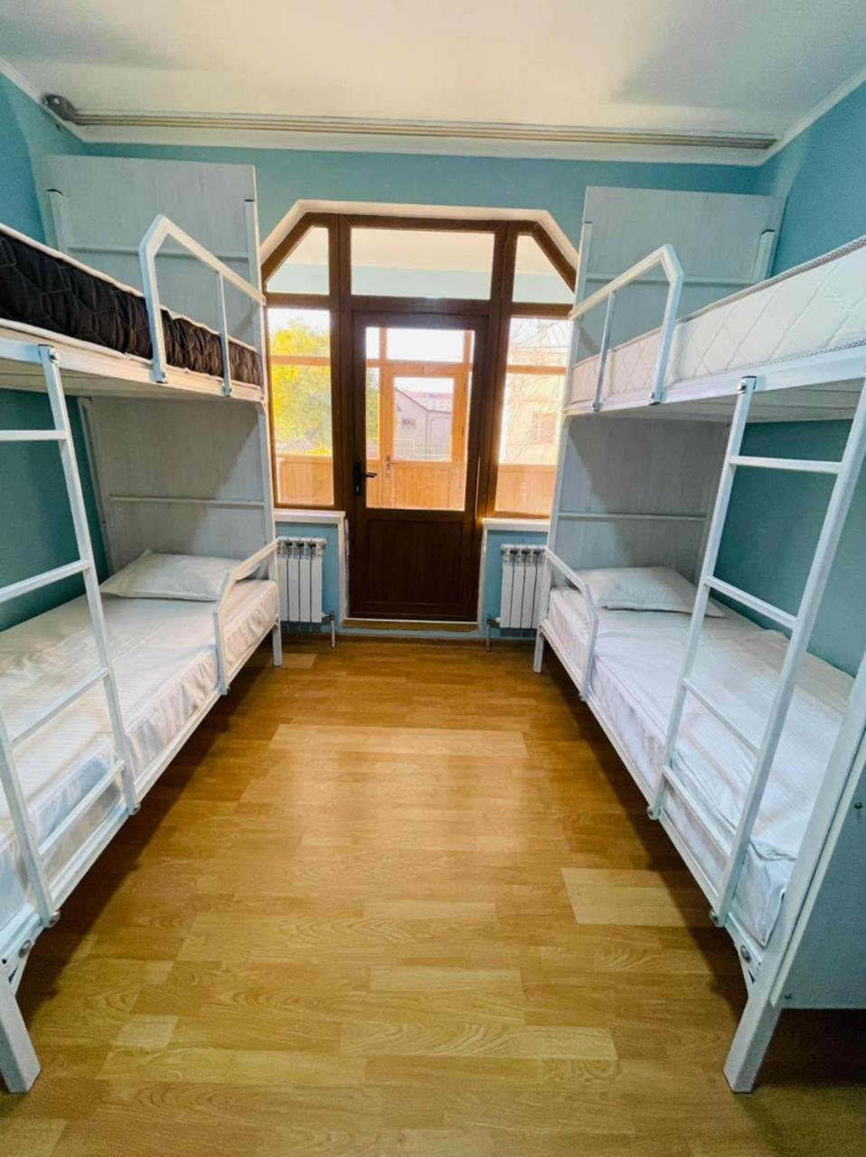 6-Bed Male Dormitory Room photo 1