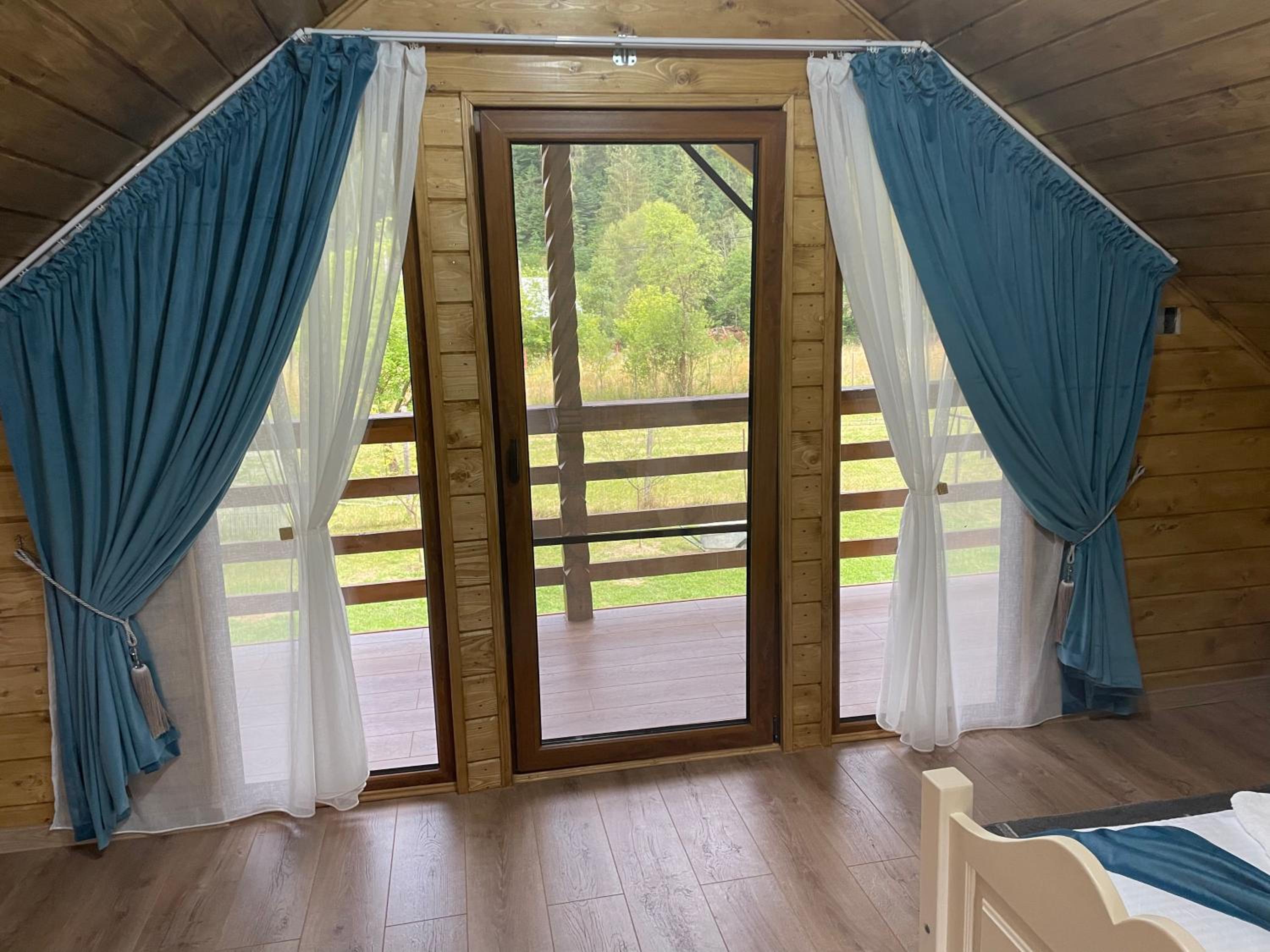 Deluxe Double or Twin Room with Mountain View - Photo 4
