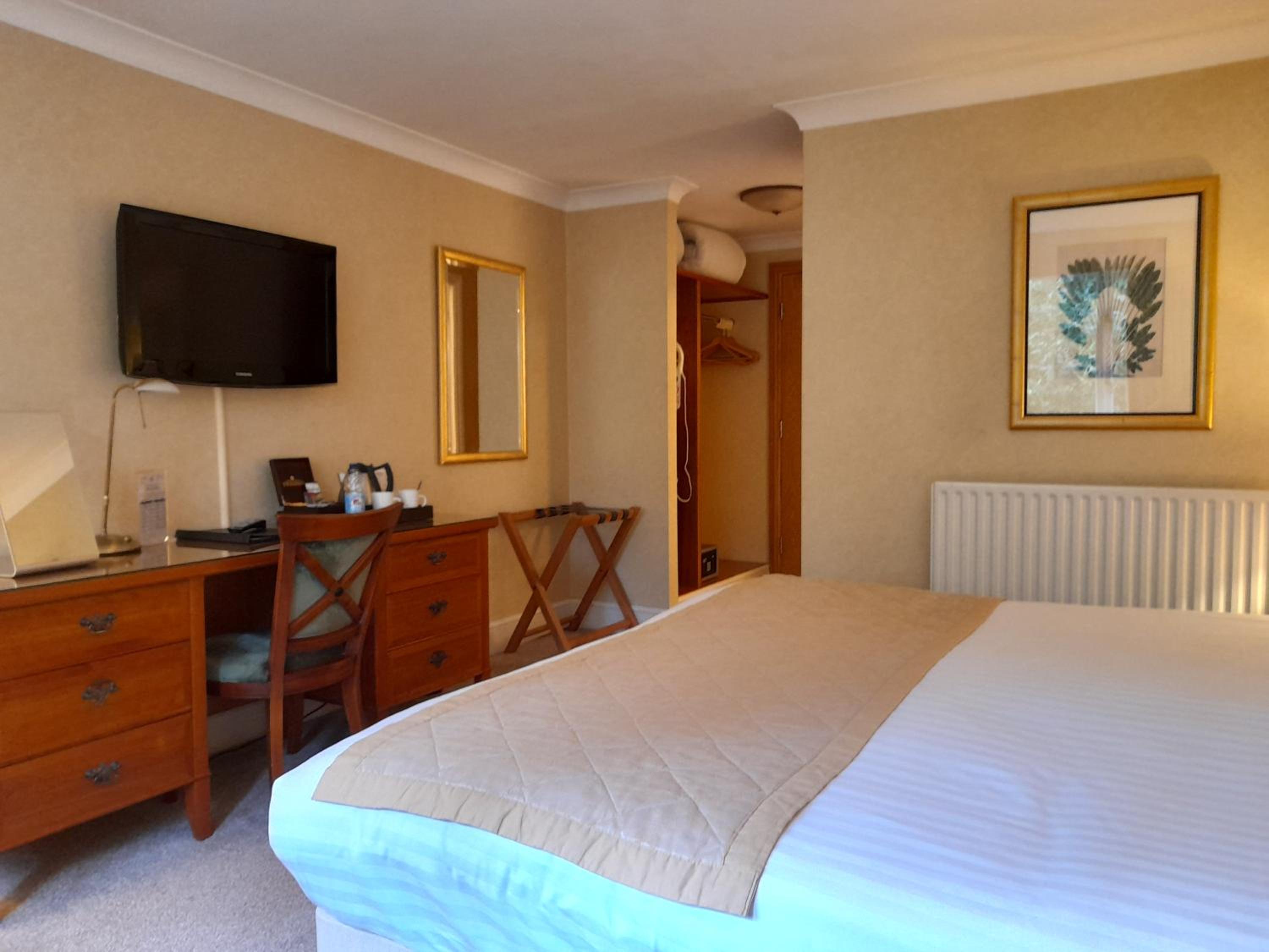 Executive Double Room - Photo 9