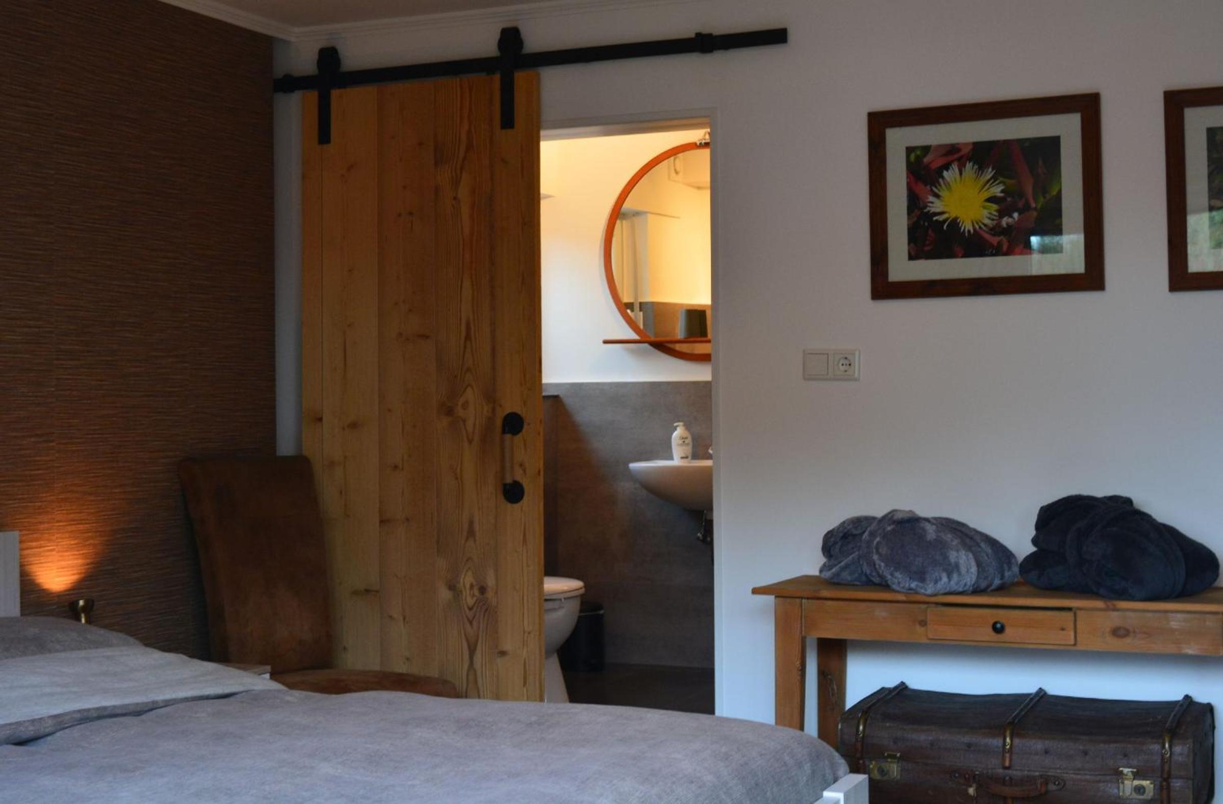 One-Bedroom Apartment with Garden View photo 1