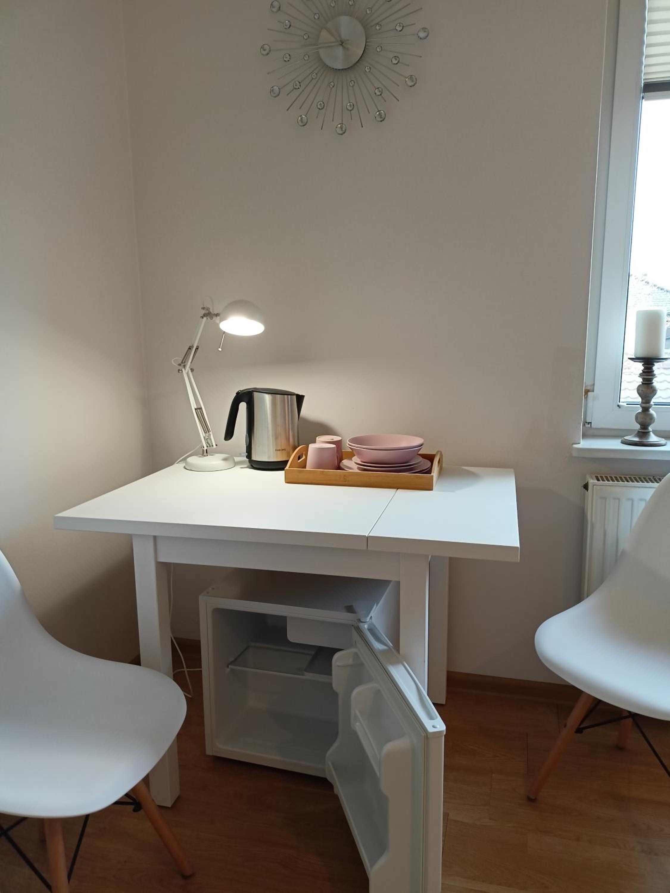 Double Room with Private External Bathroom - Photo 33