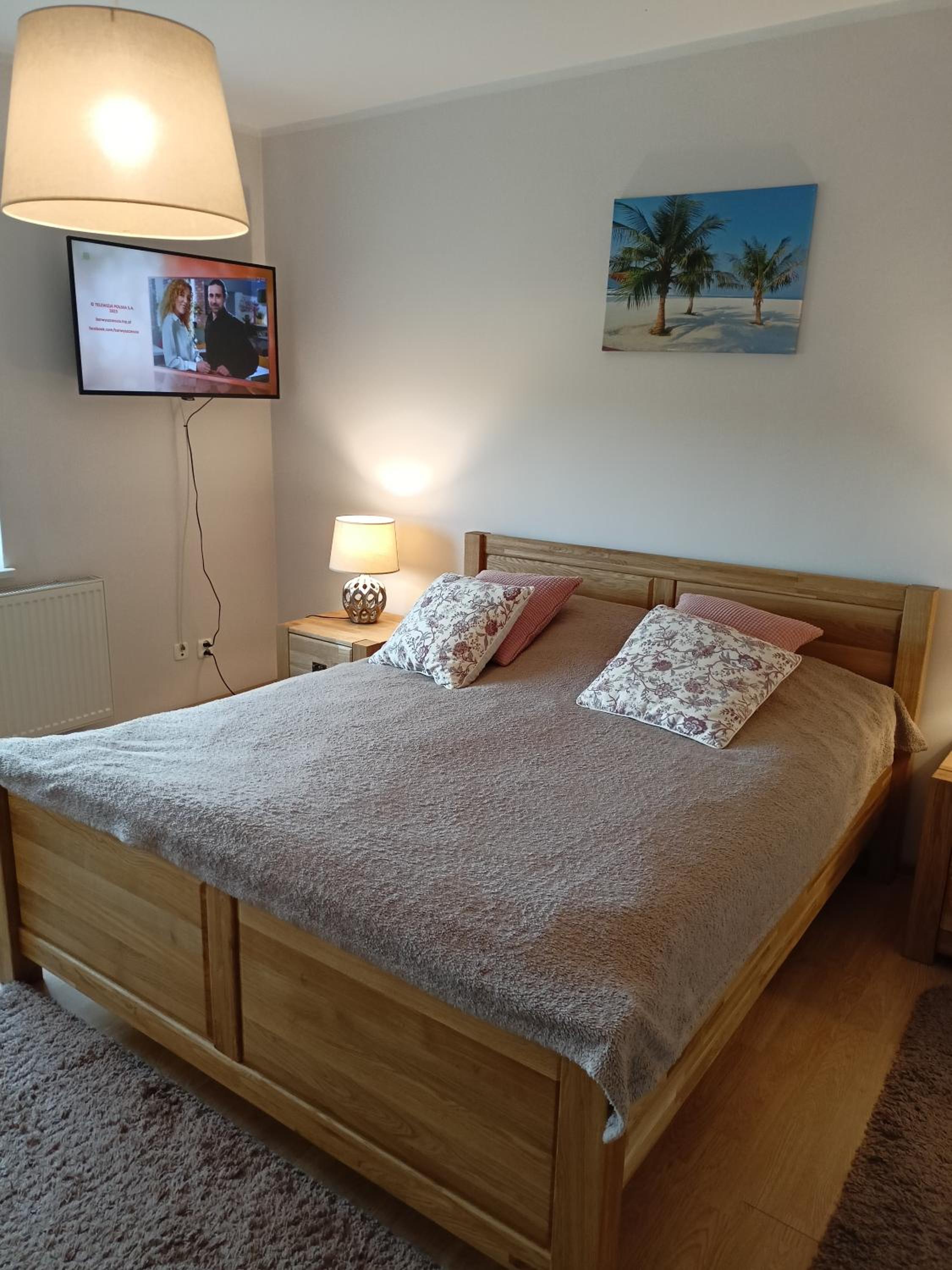 Double Room with Private External Bathroom - Photo 28