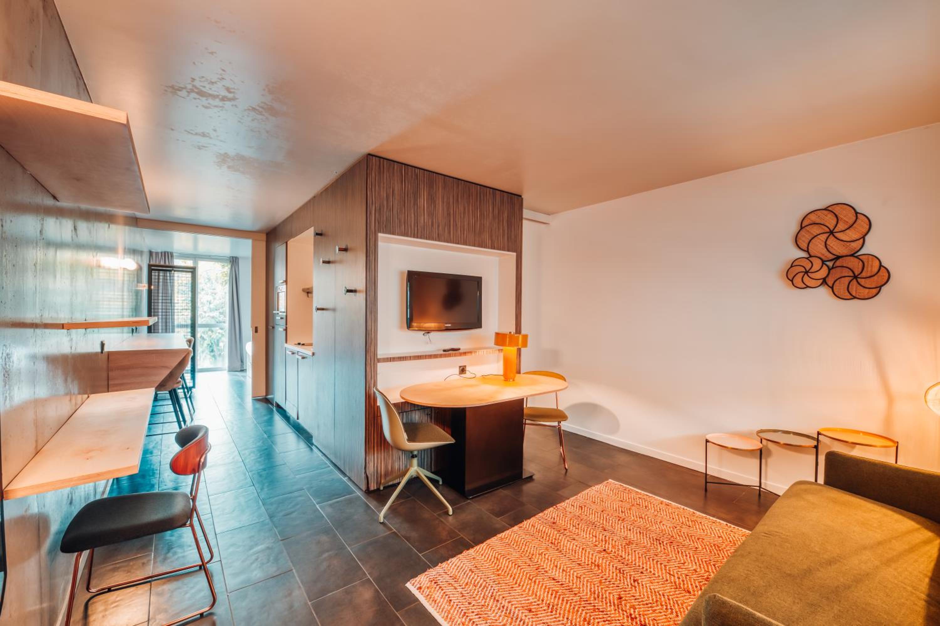 Double Apartment - Photo 2