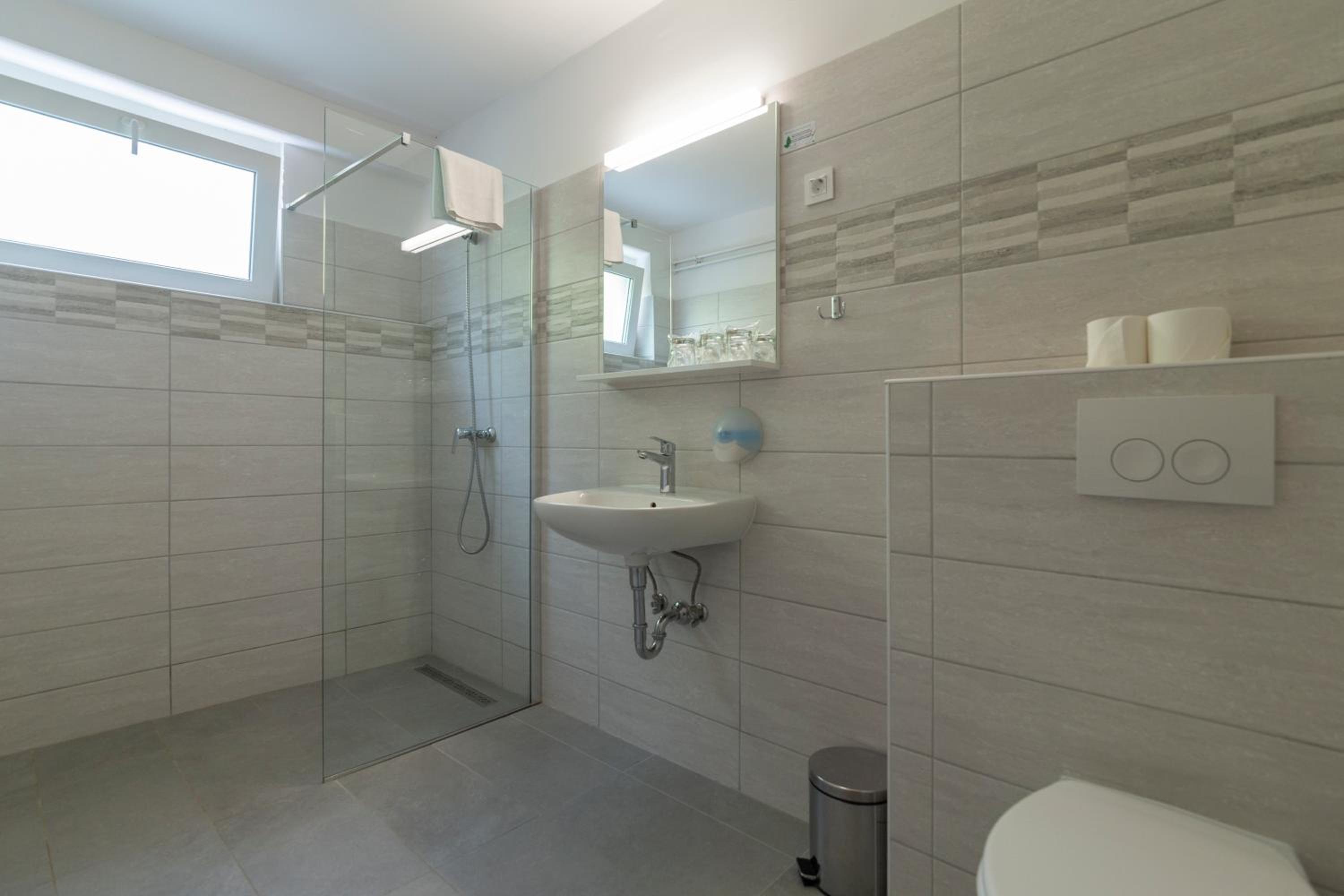 Superior Double or Twin Room - Photo 5