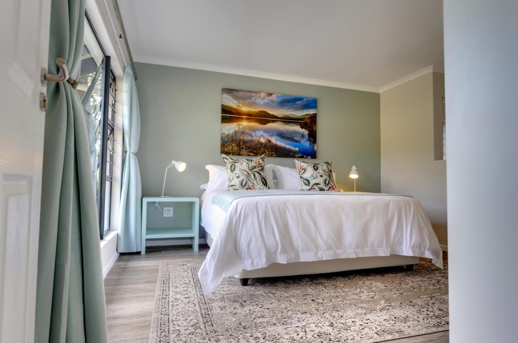 Two-Bedroom Cottage - Photo 1
