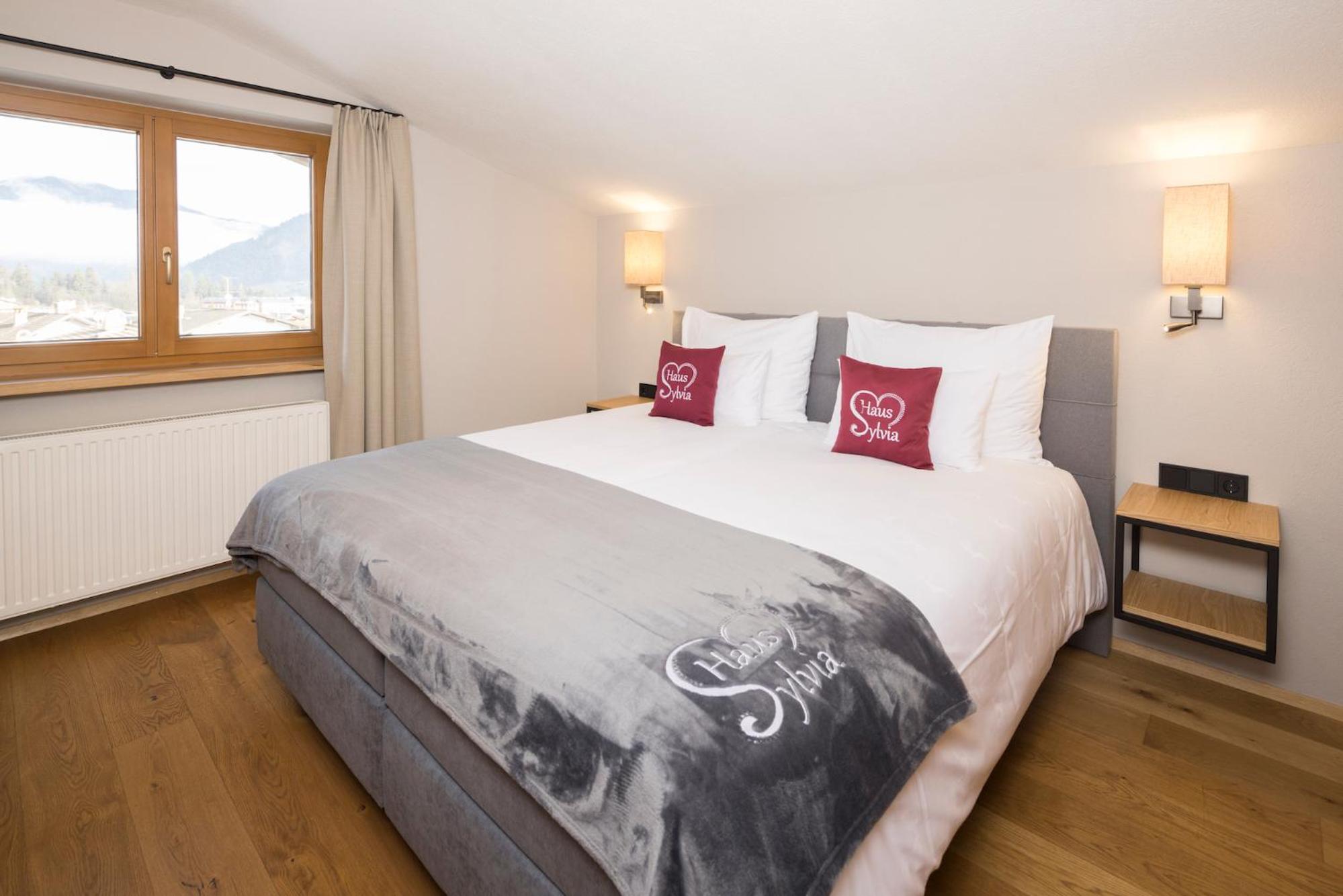 Two-Bedroom Apartment with Balcony photo 1