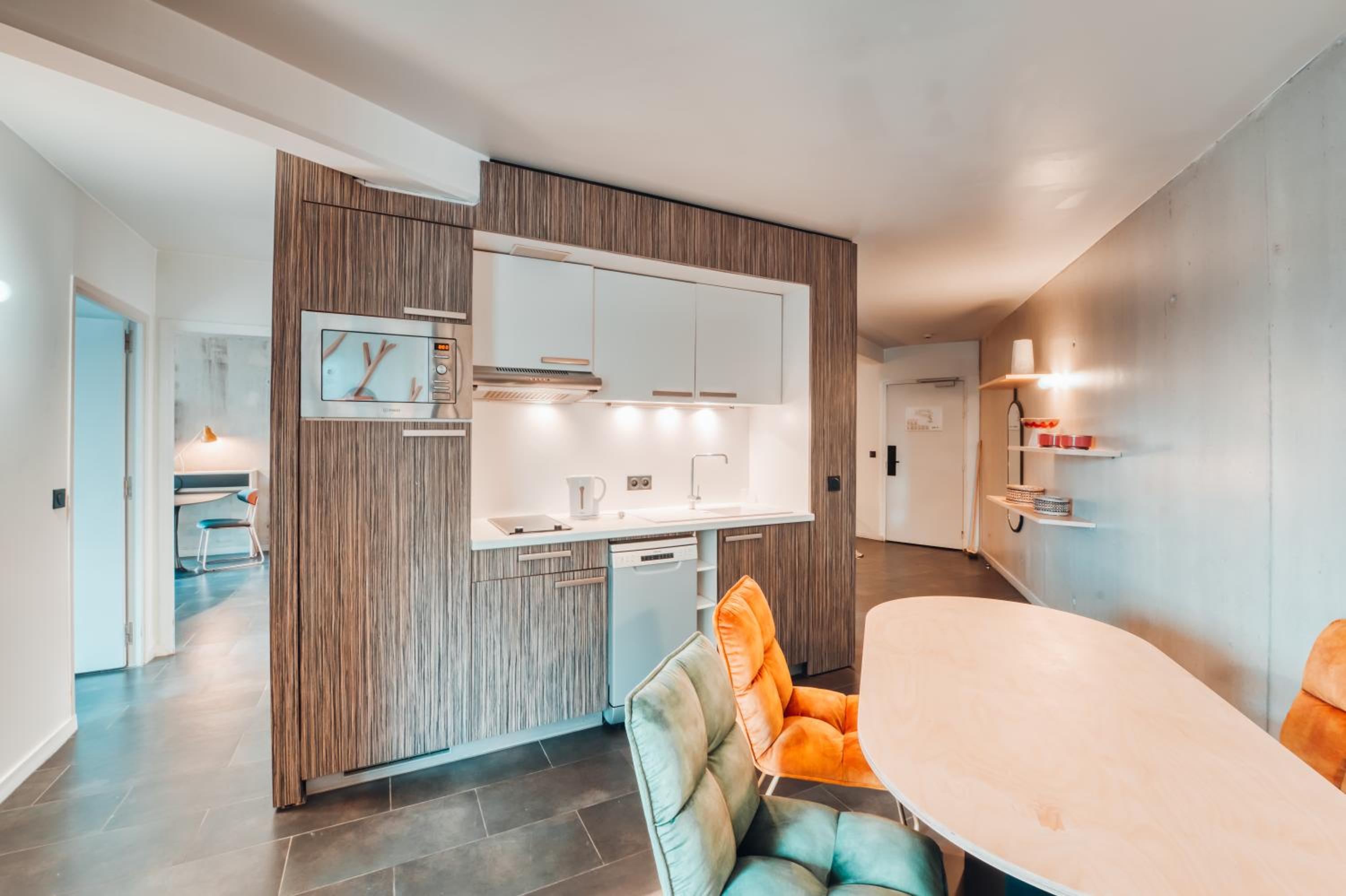 Two-Bedroom Apartment - Photo 8