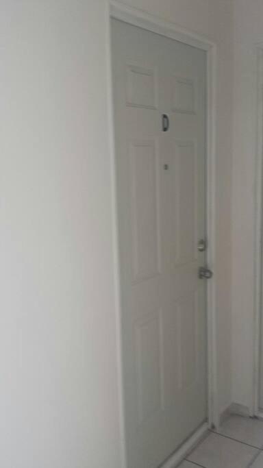 One-Bedroom Apartment photo 3