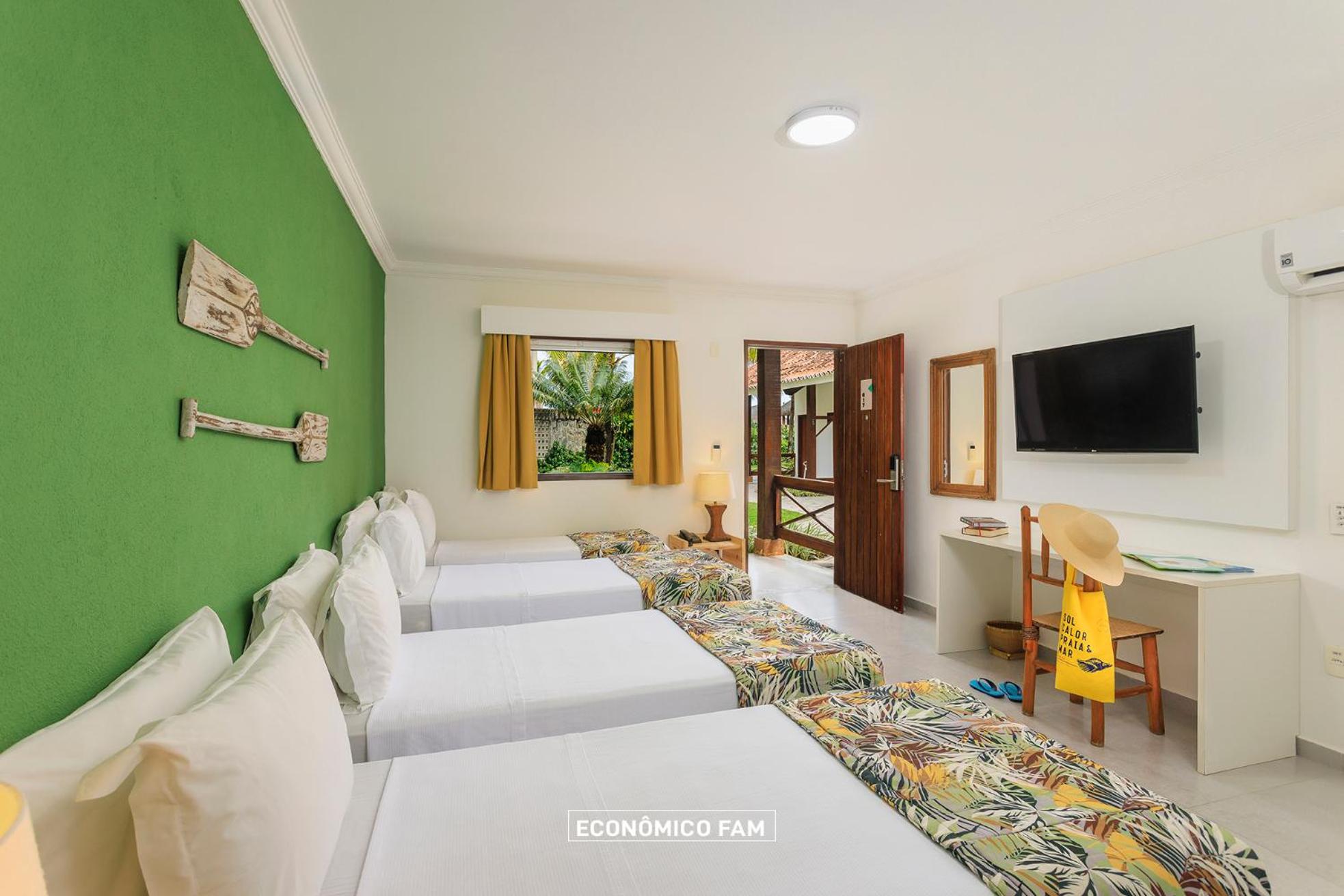 Economy Family Room