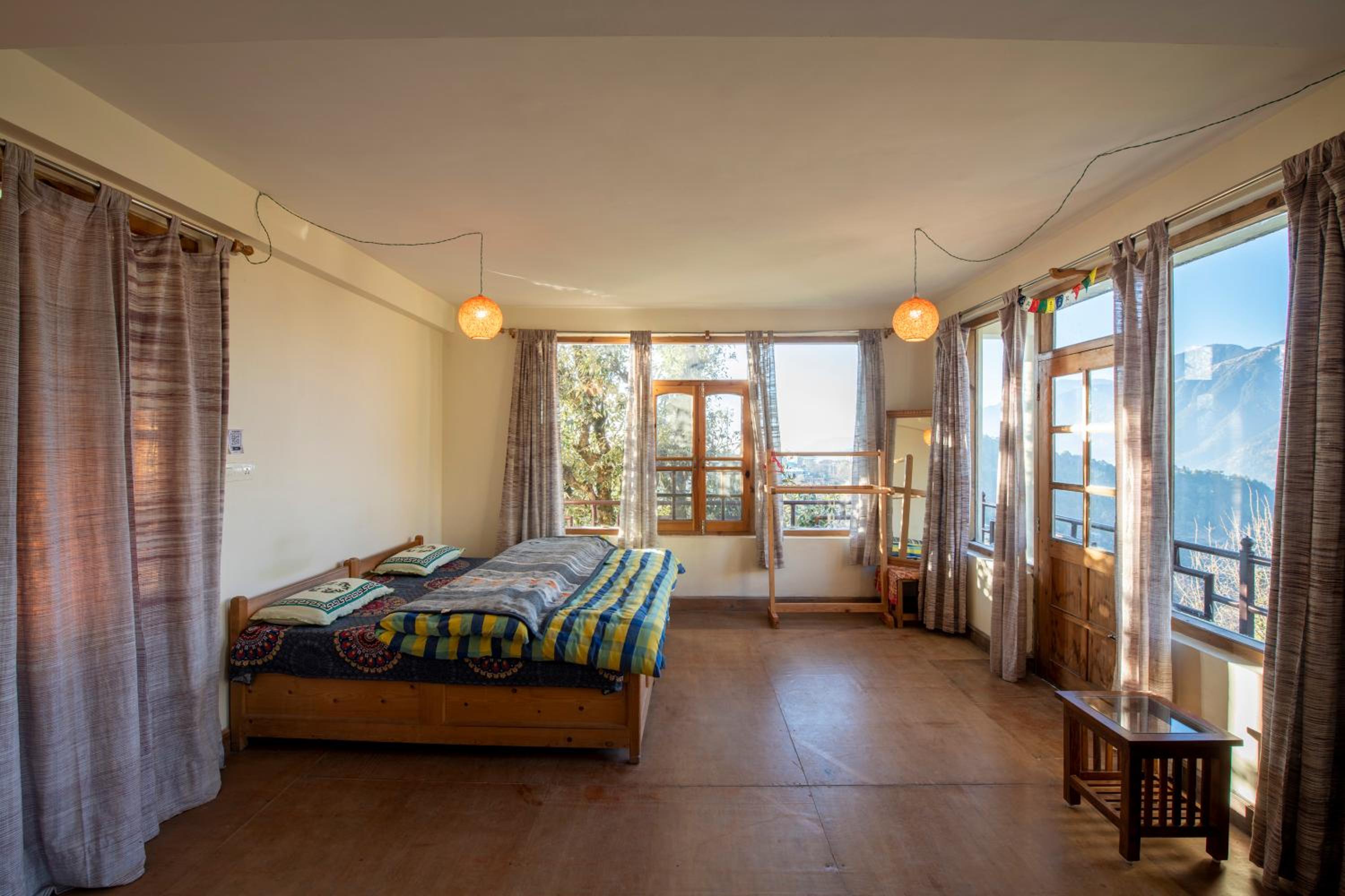 Deluxe Double or Twin Room with Mountain View photo 3