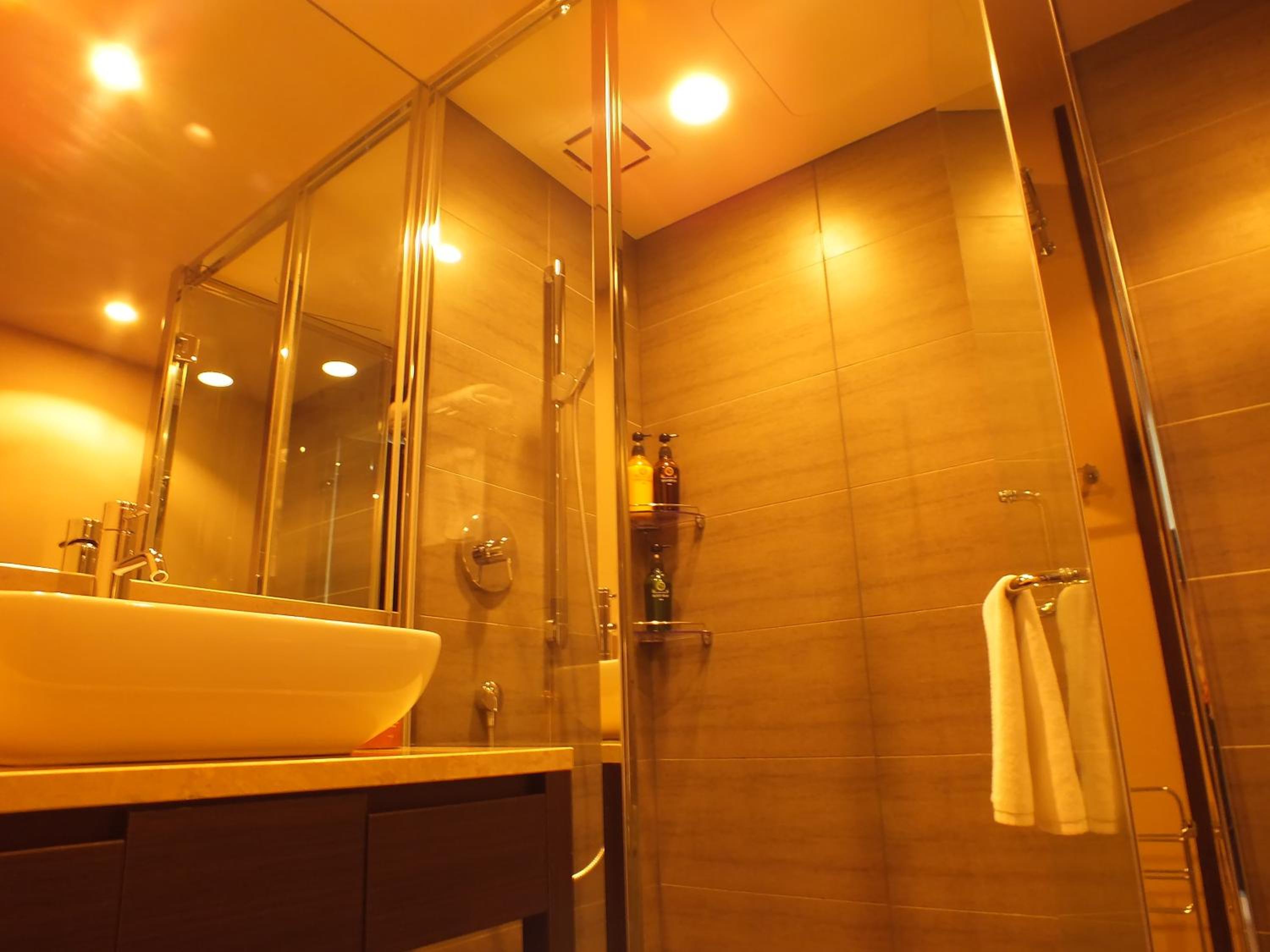Standard Room with Green View - Smoking photo 3