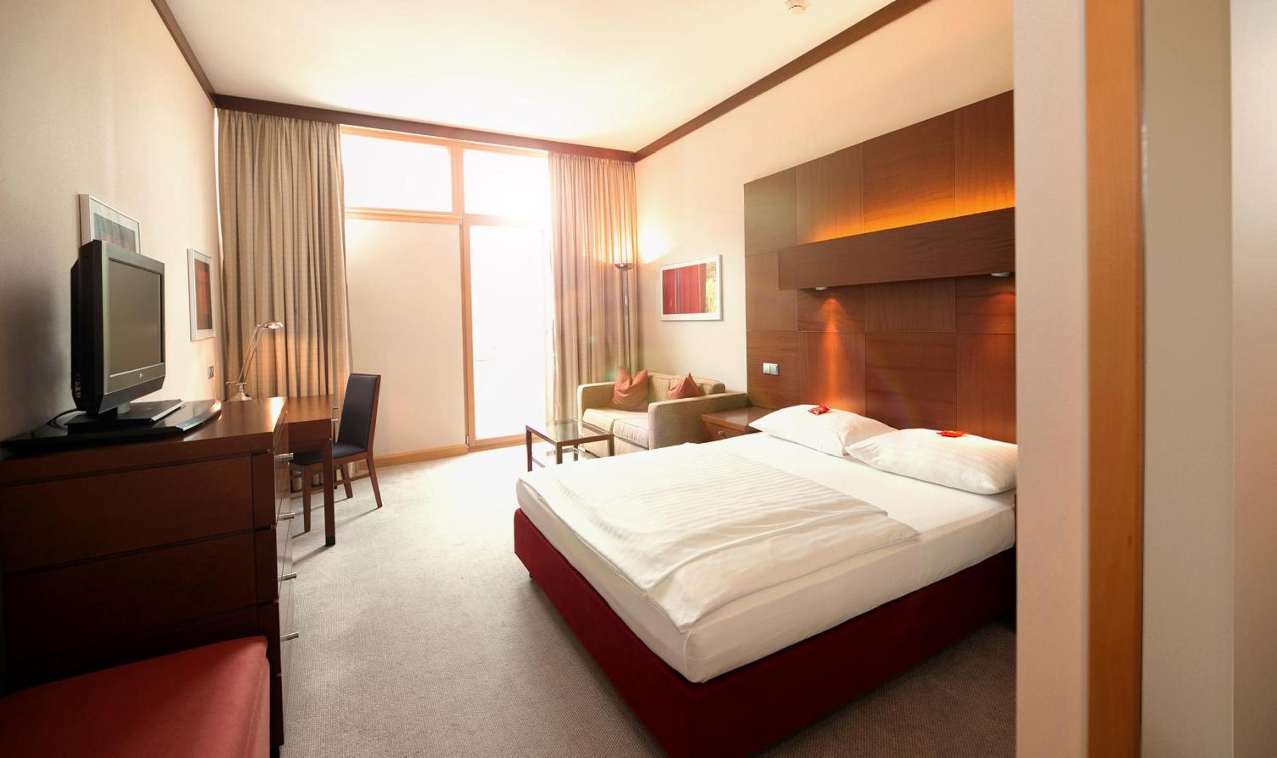 Standard Double Room And Thermal Bath Access - Photo 2