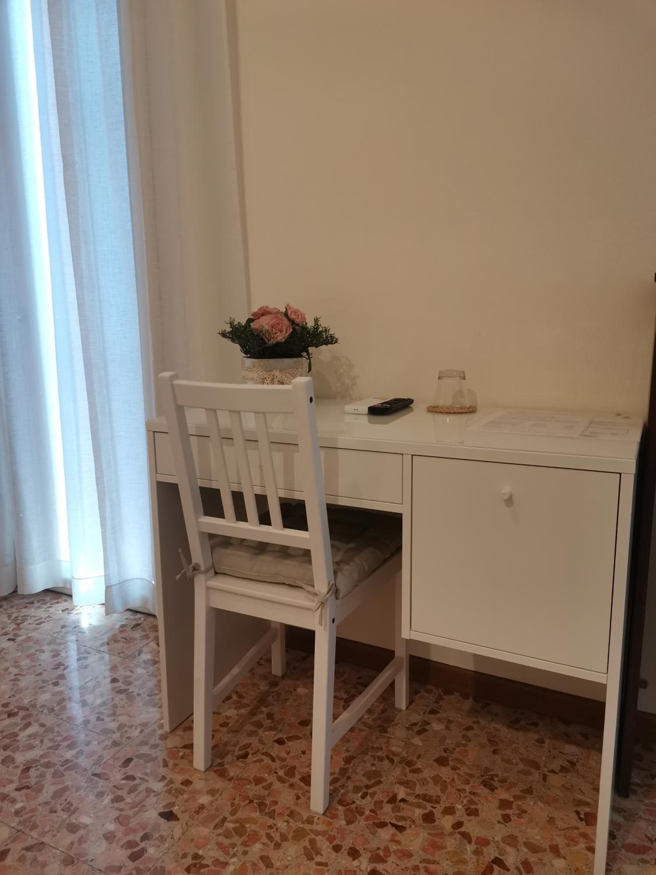 Deluxe Double Room - Photo 1