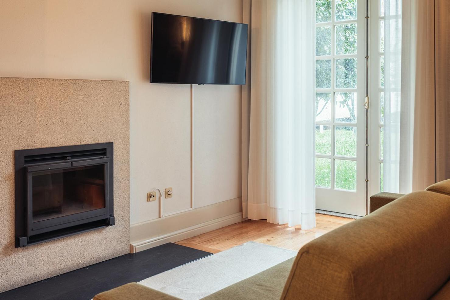 Double Room - Photo 2