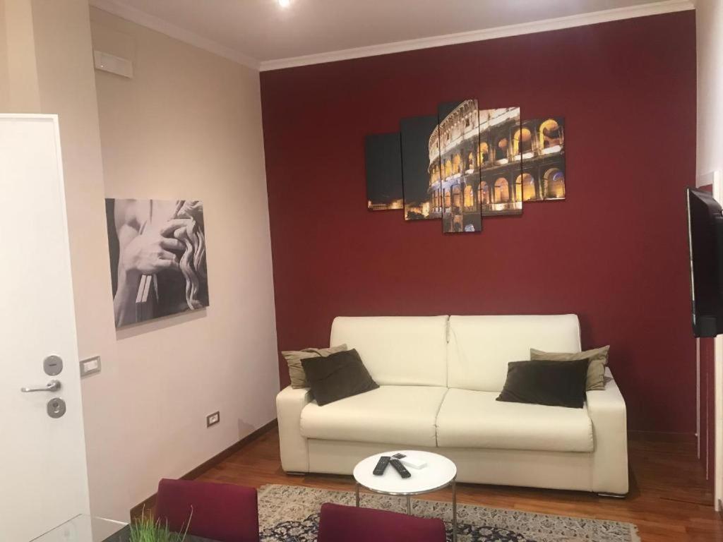 Deluxe Apartment photo 2
