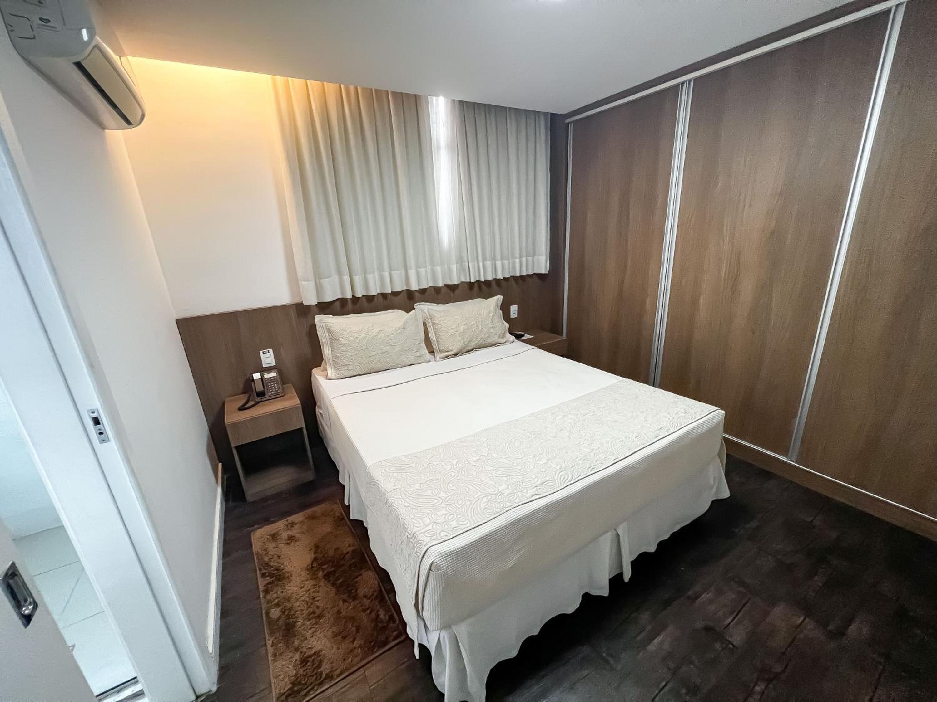 Itapoa Executive Hotel (antigo Nobile Hotel Belo Horizonte) — Queen Room with Spa Bath