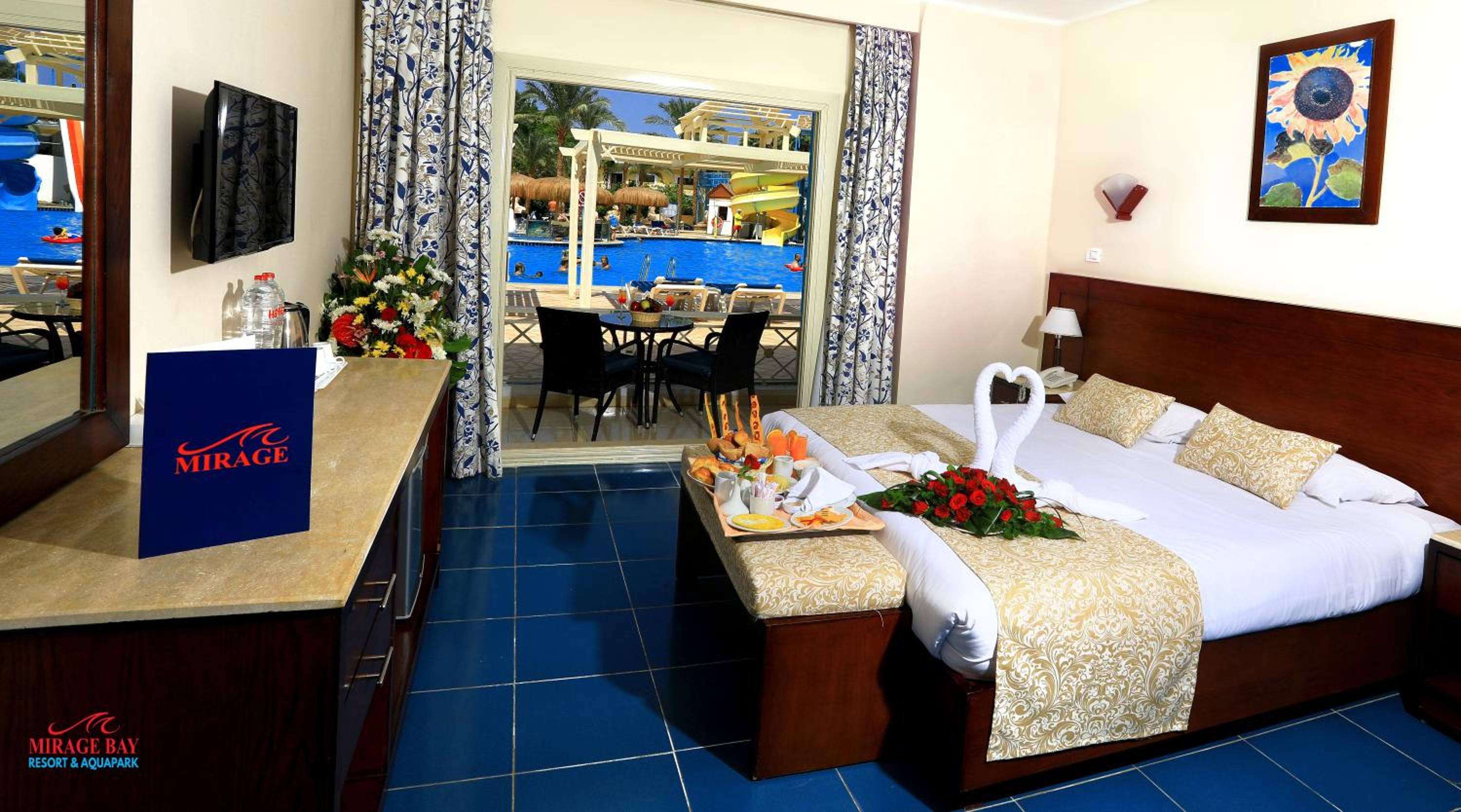 Double Room with Pool View photo 1