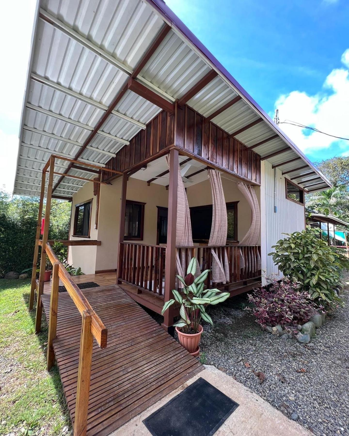 One-Bedroom Bungalow photo 2