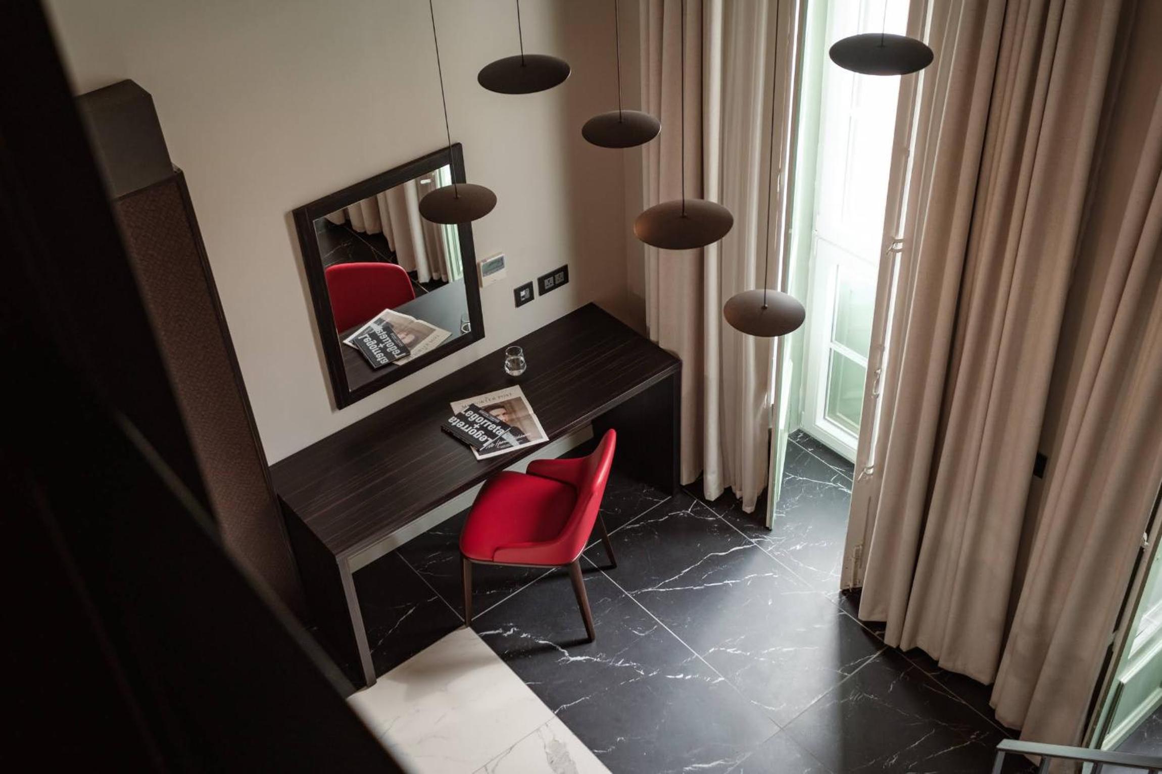 Duplex Suite - Photo 5