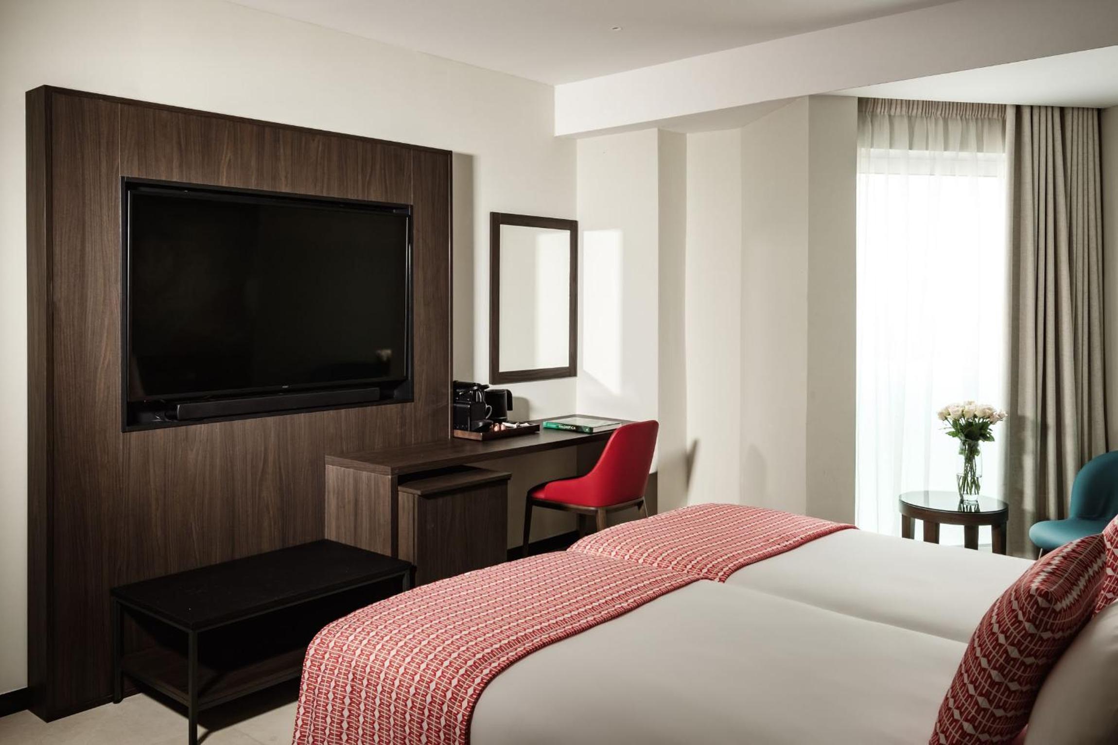 Standard Double or Twin Room - Photo 12