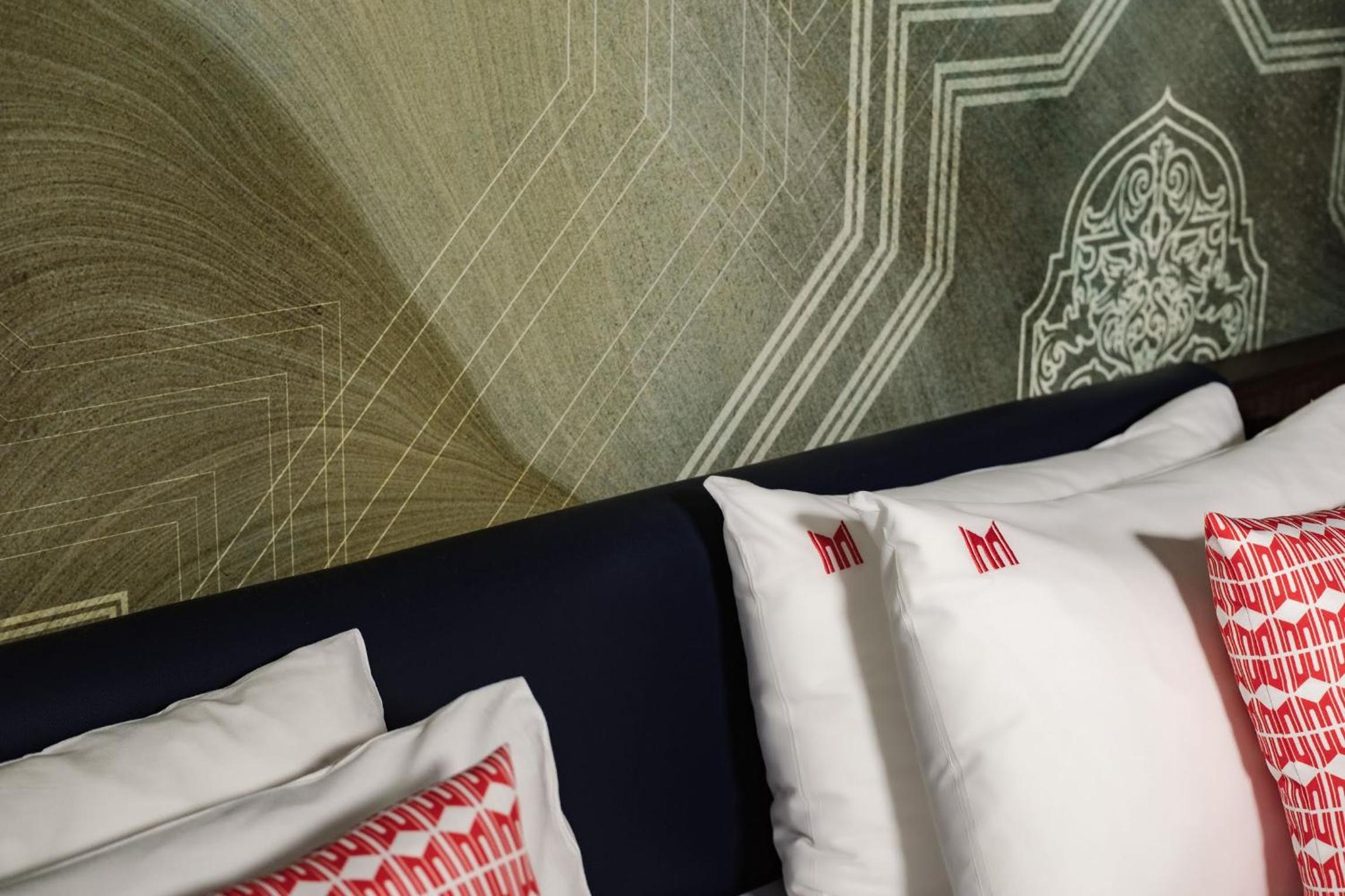 Standard Double or Twin Room - Photo 11