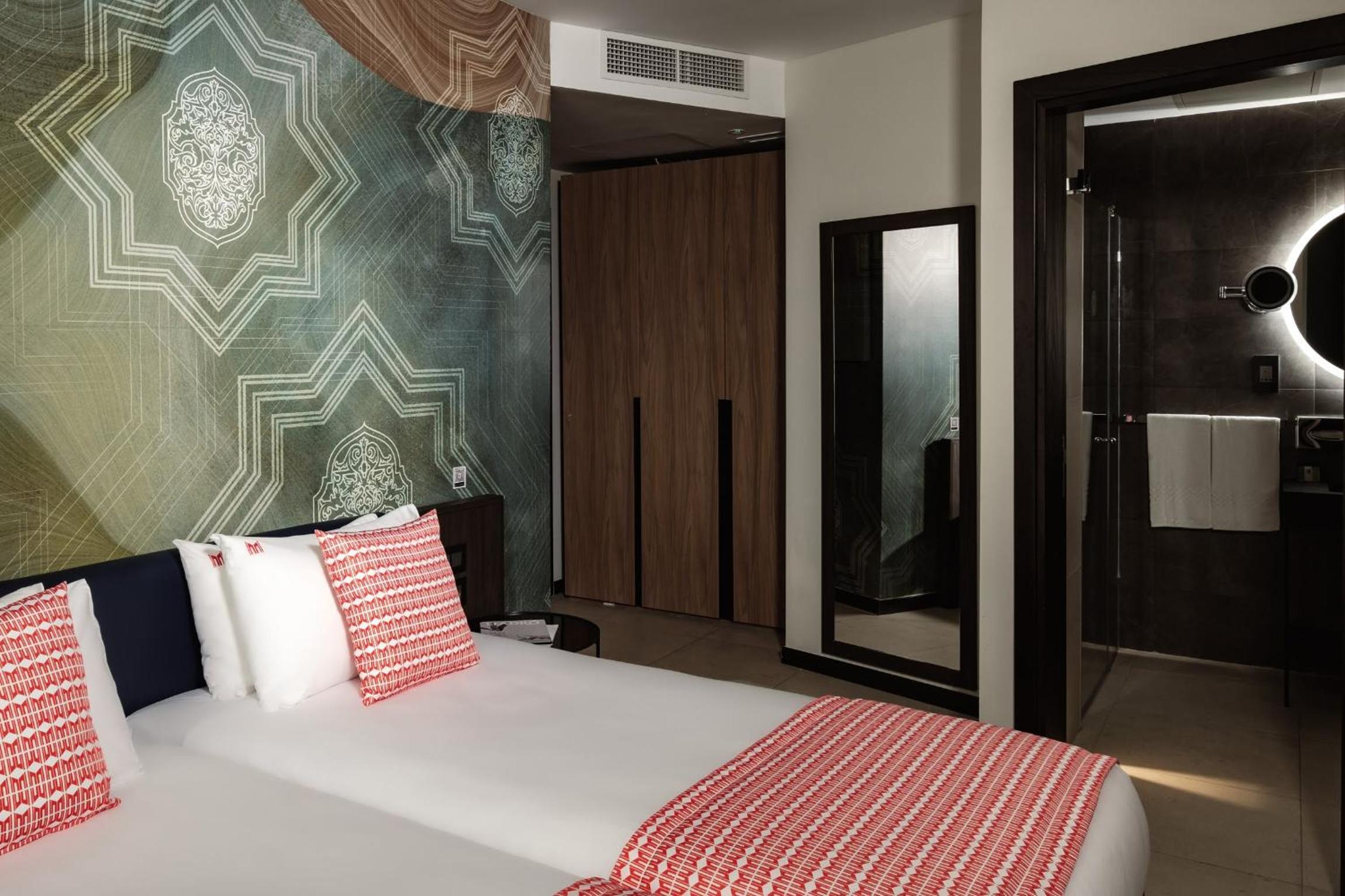 Standard Double or Twin Room - Photo 4