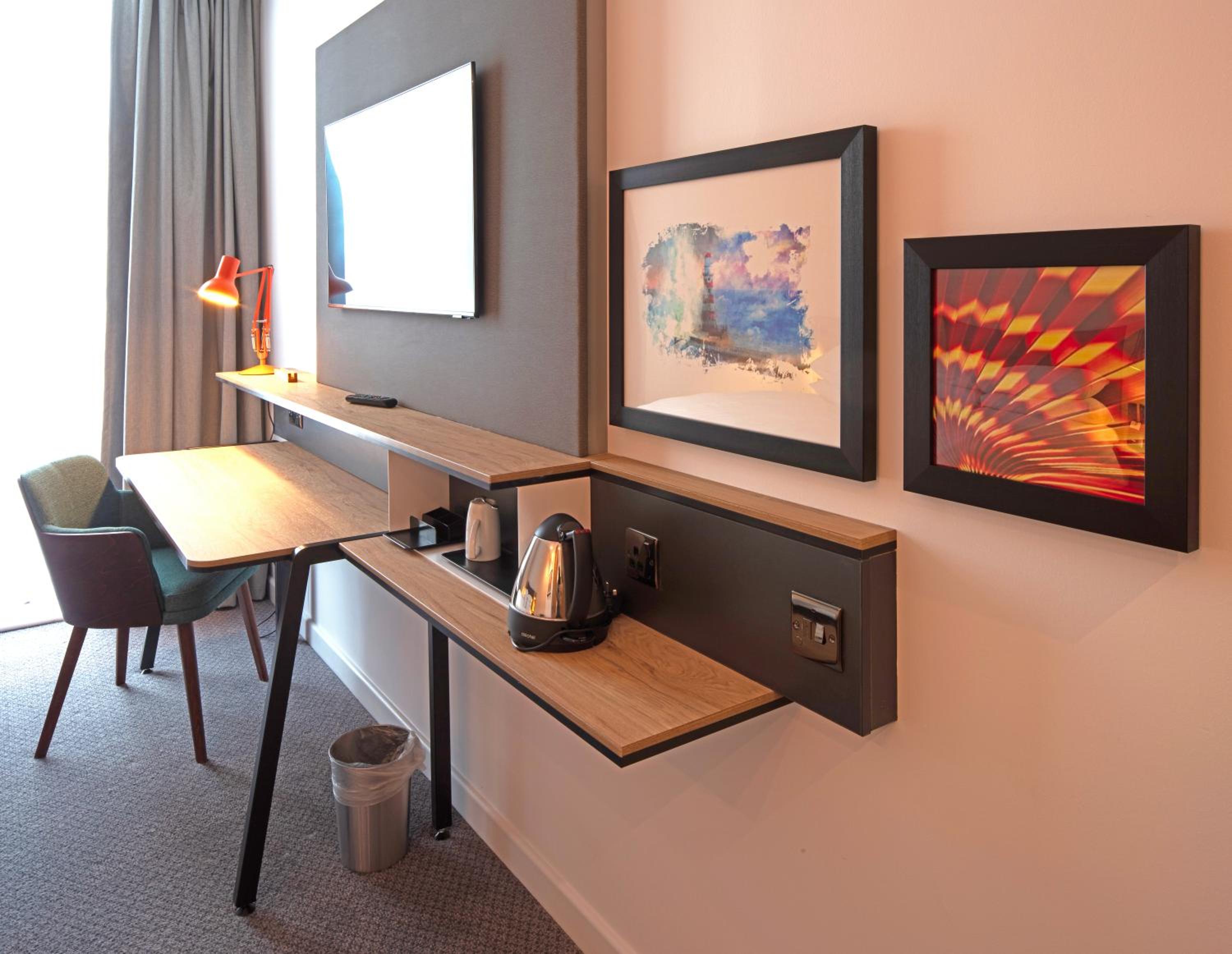 Standard Queen Room - Photo 16
