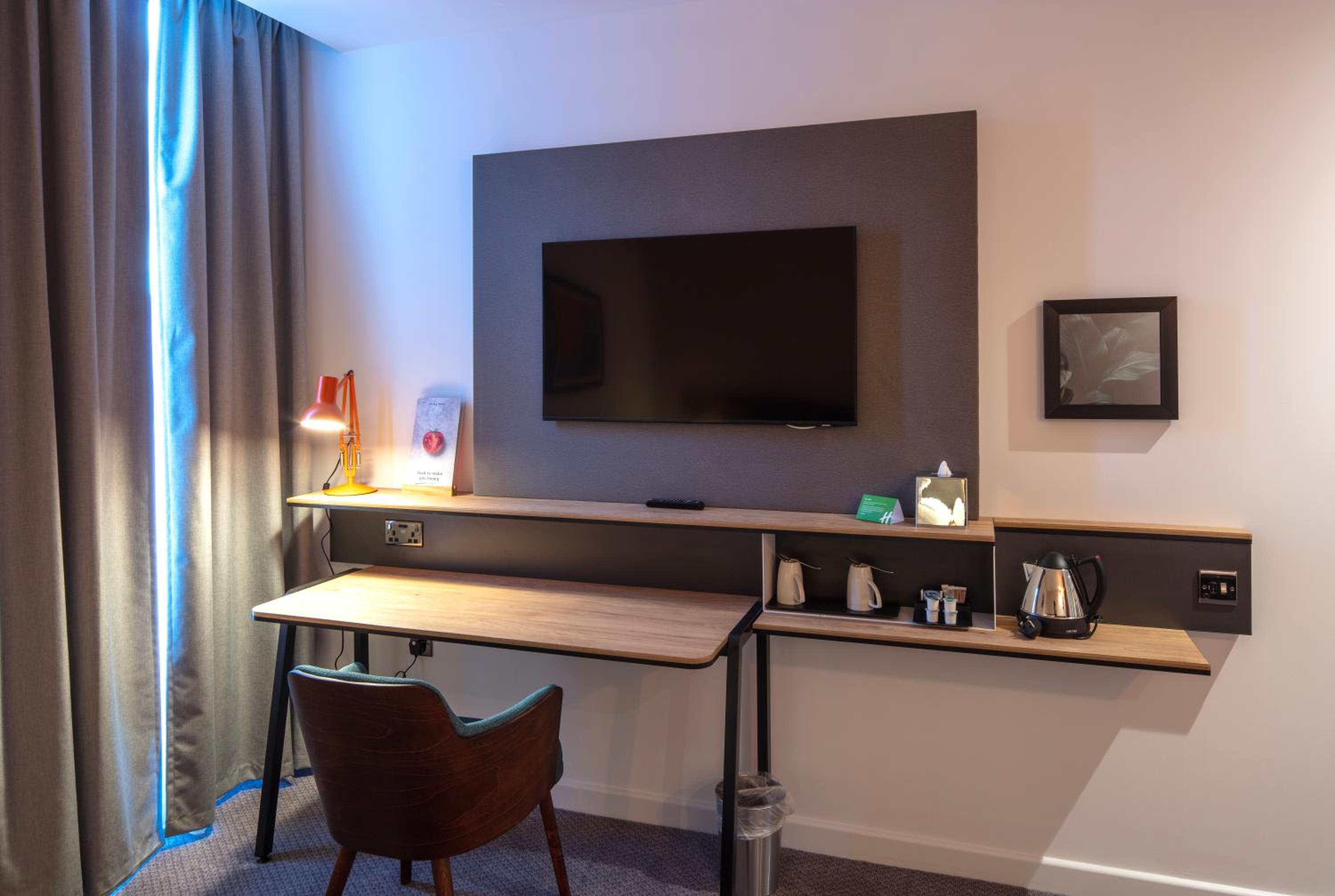 Standard Queen Room - Photo 1