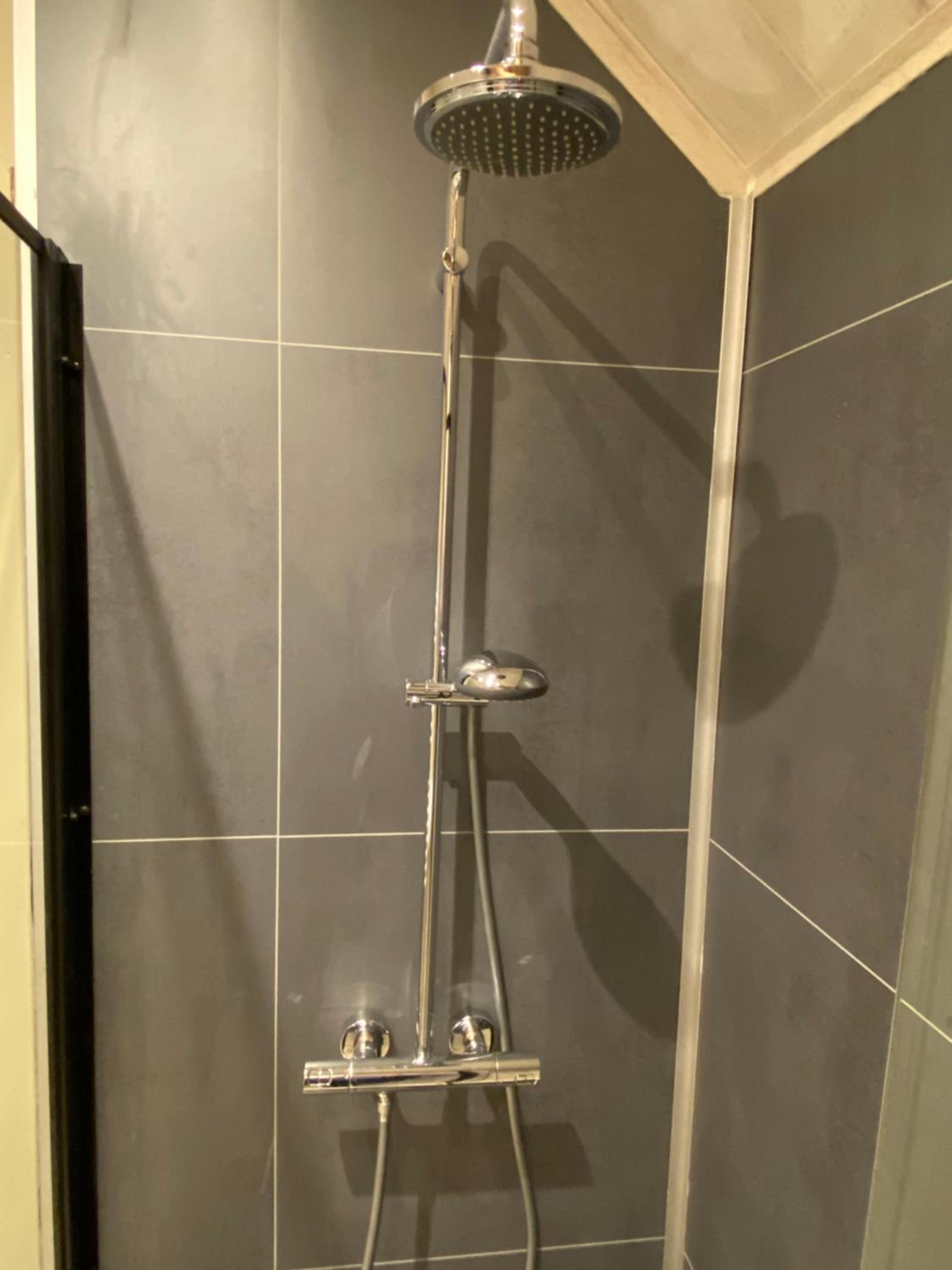 Double Room with Private Bathroom photo 2