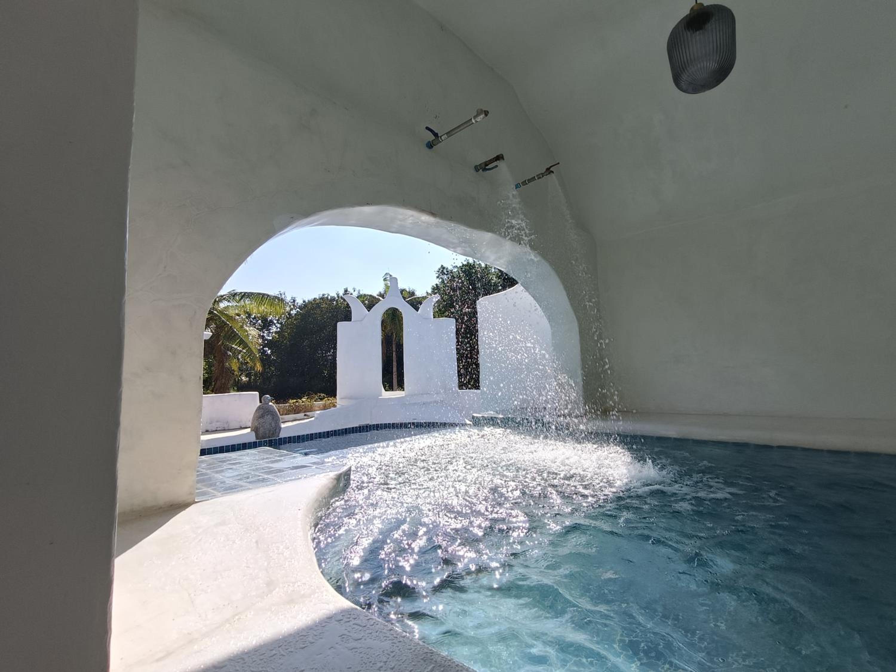Family Two-Bedroom Room with River Access with Pool  - Photo 3