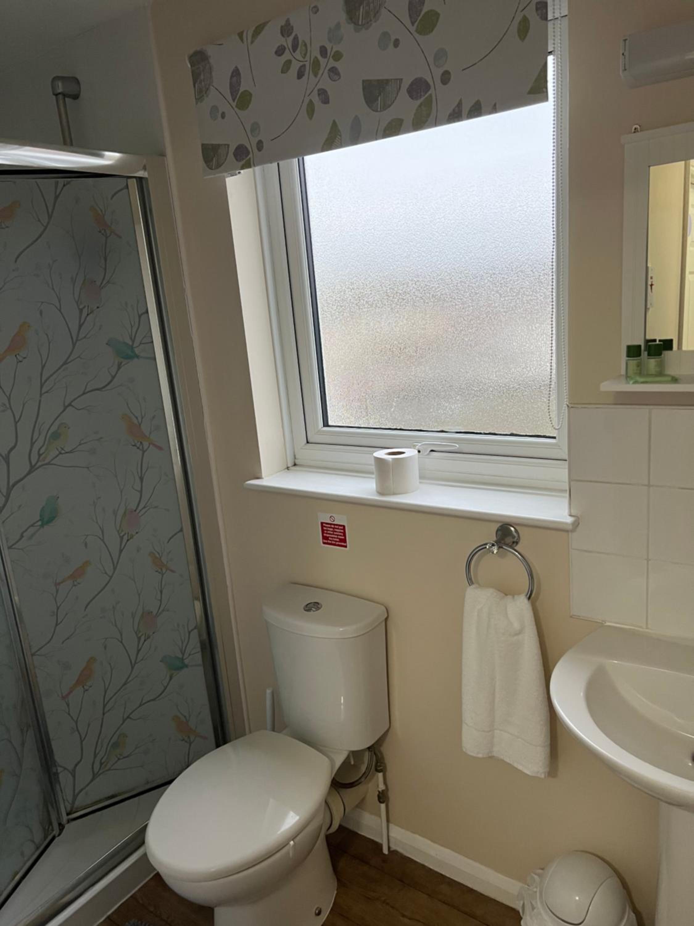 Double Room with Private External Bathroom photo 3