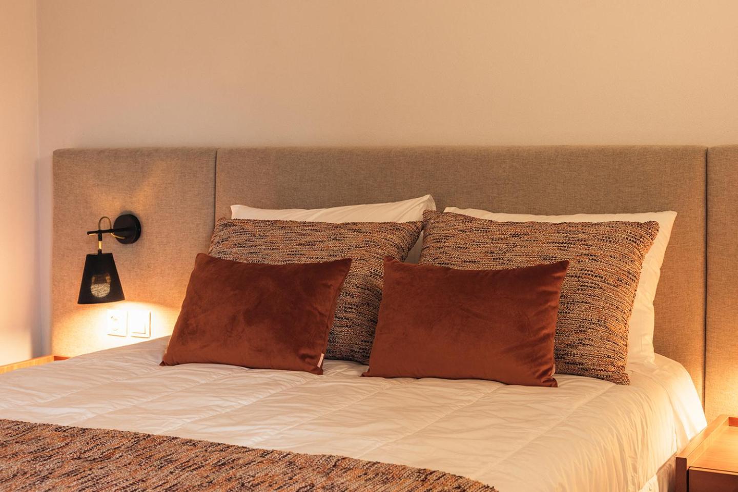 Double Room with Patio - Photo 14