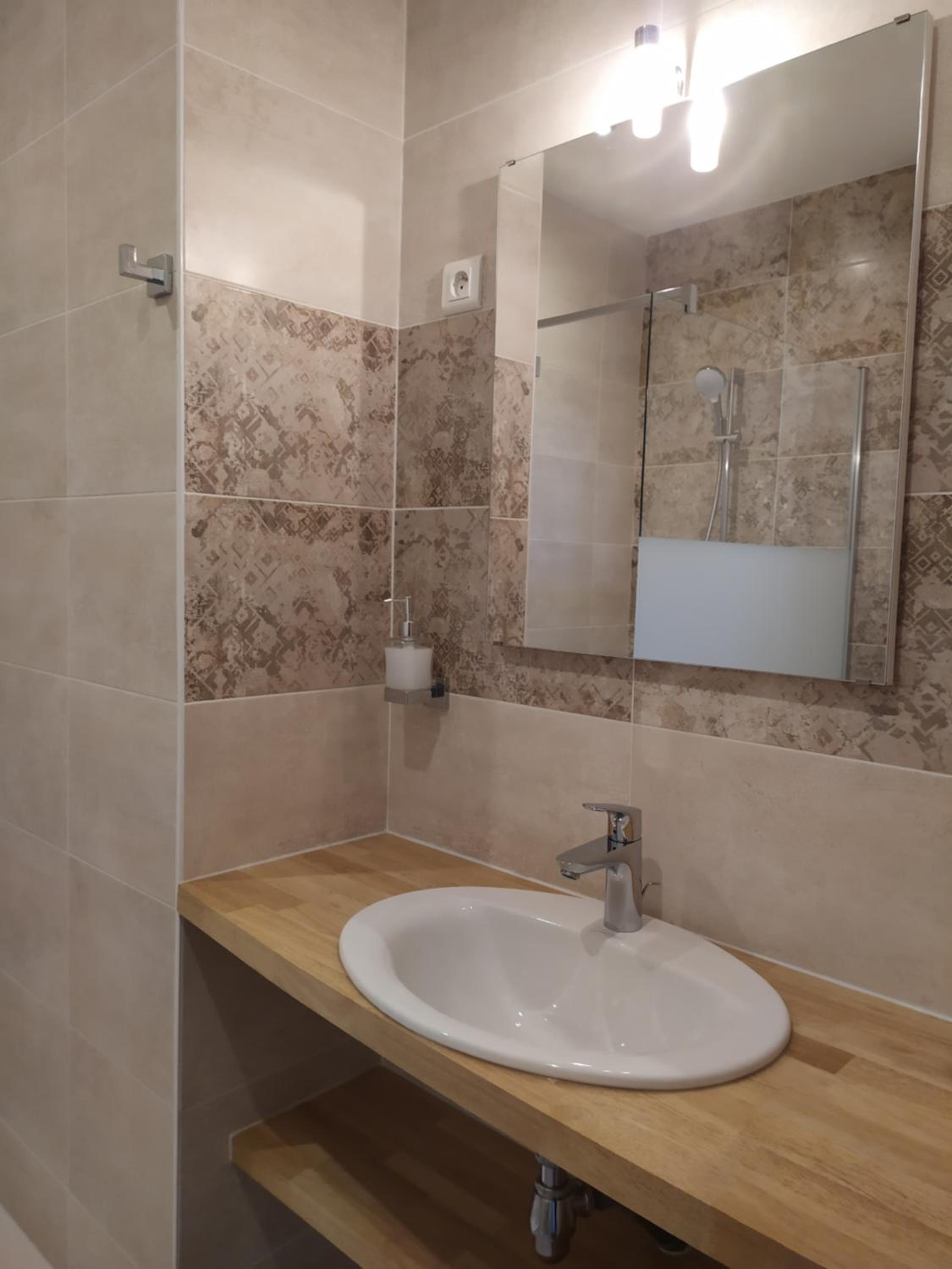 Double Room with Private Bathroom photo 3