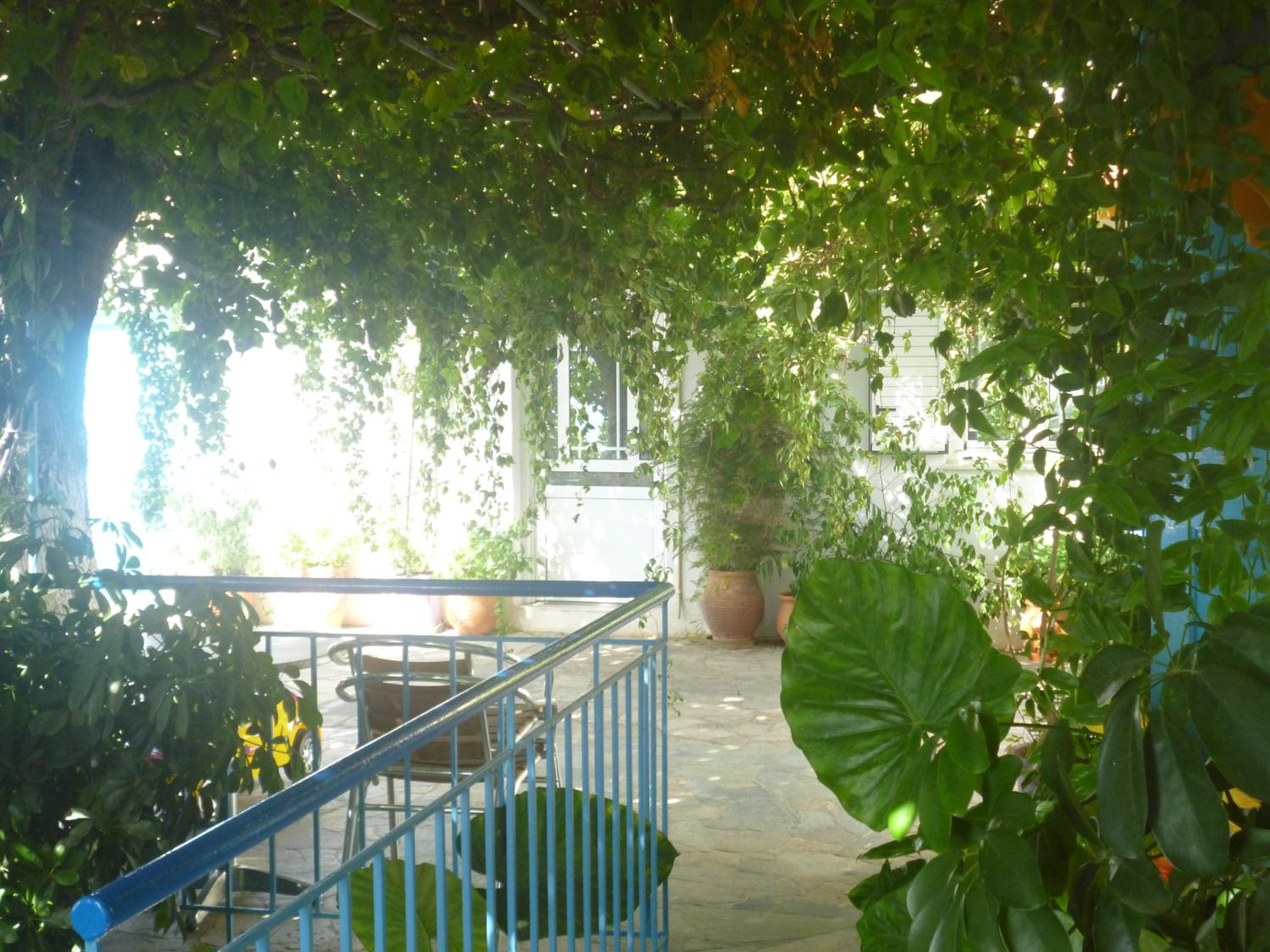 Apartment with Sea View - Photo 3