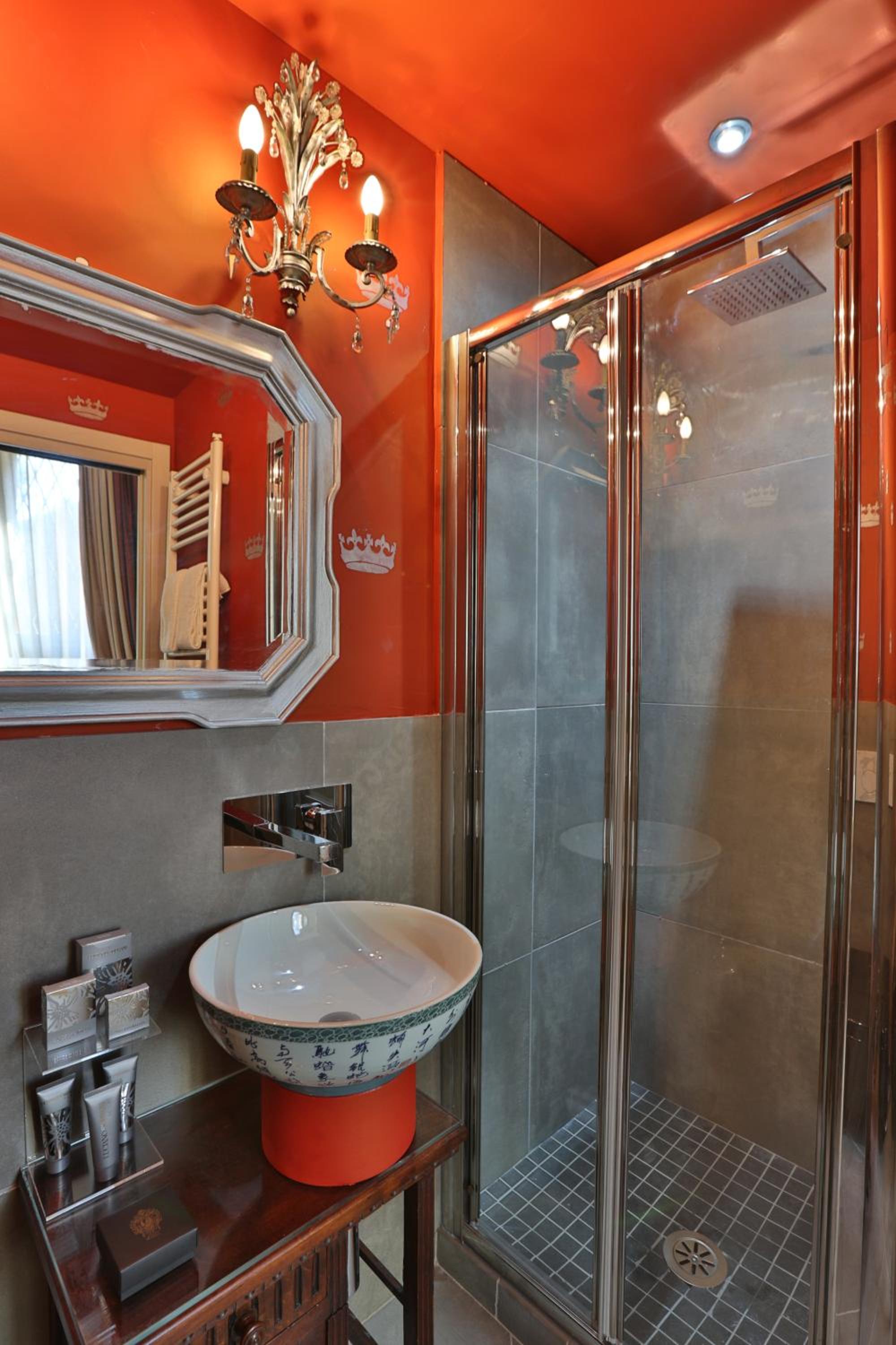 Double or Twin Room - Photo 5