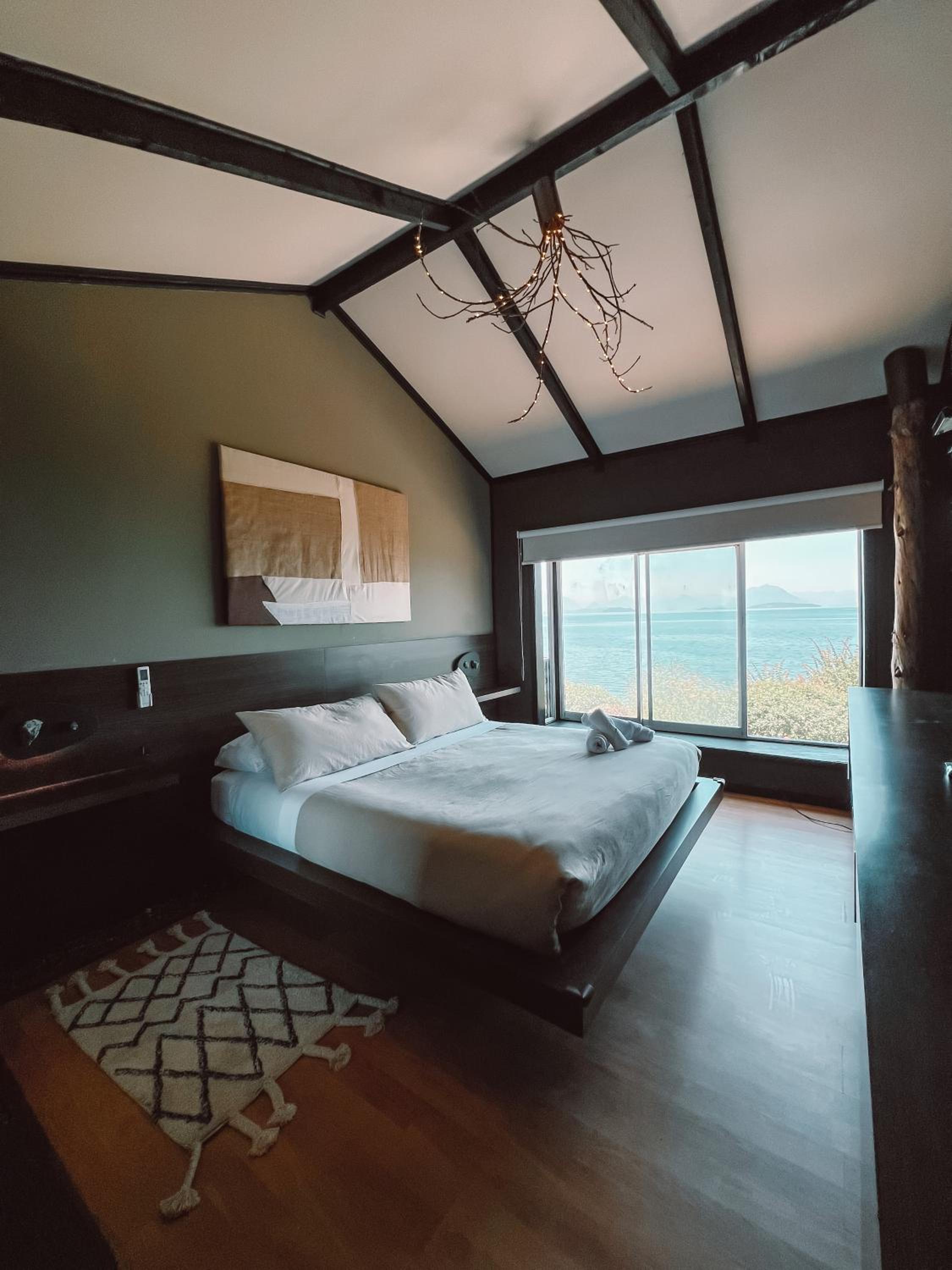 Deluxe Double Room with Sea View photo 1