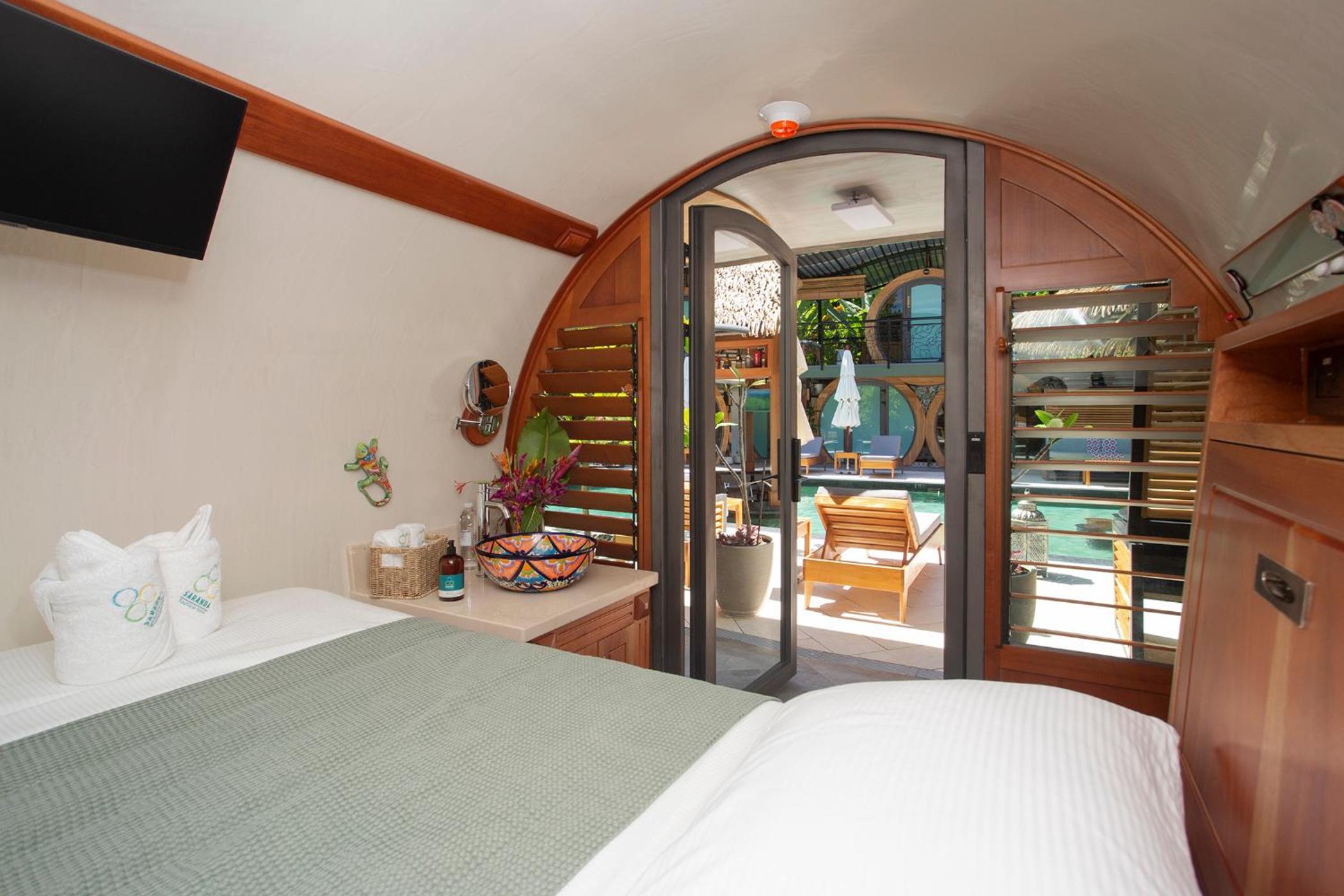 Double Room with Private External Bathroom
