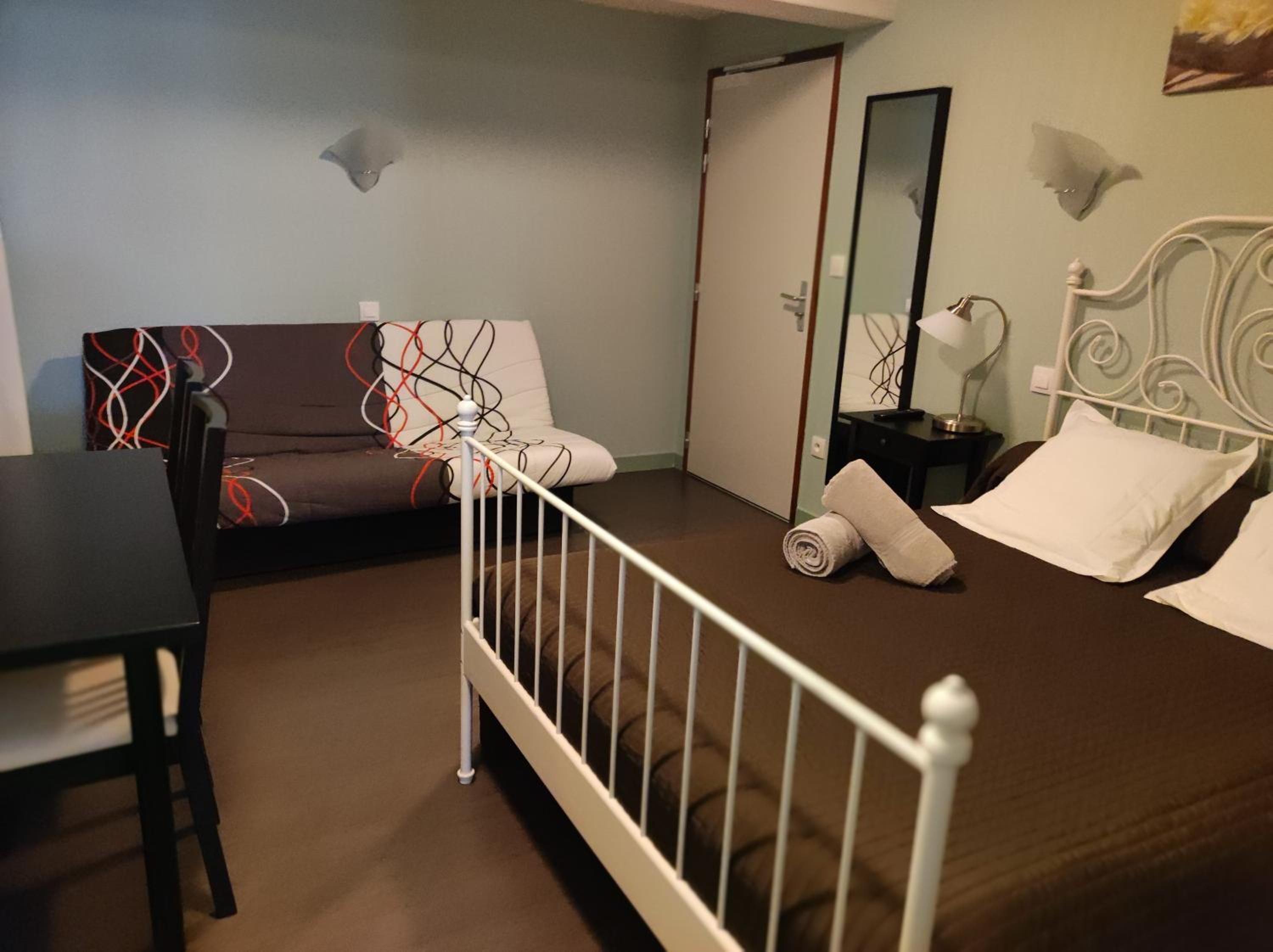 Standard Triple Room photo 3