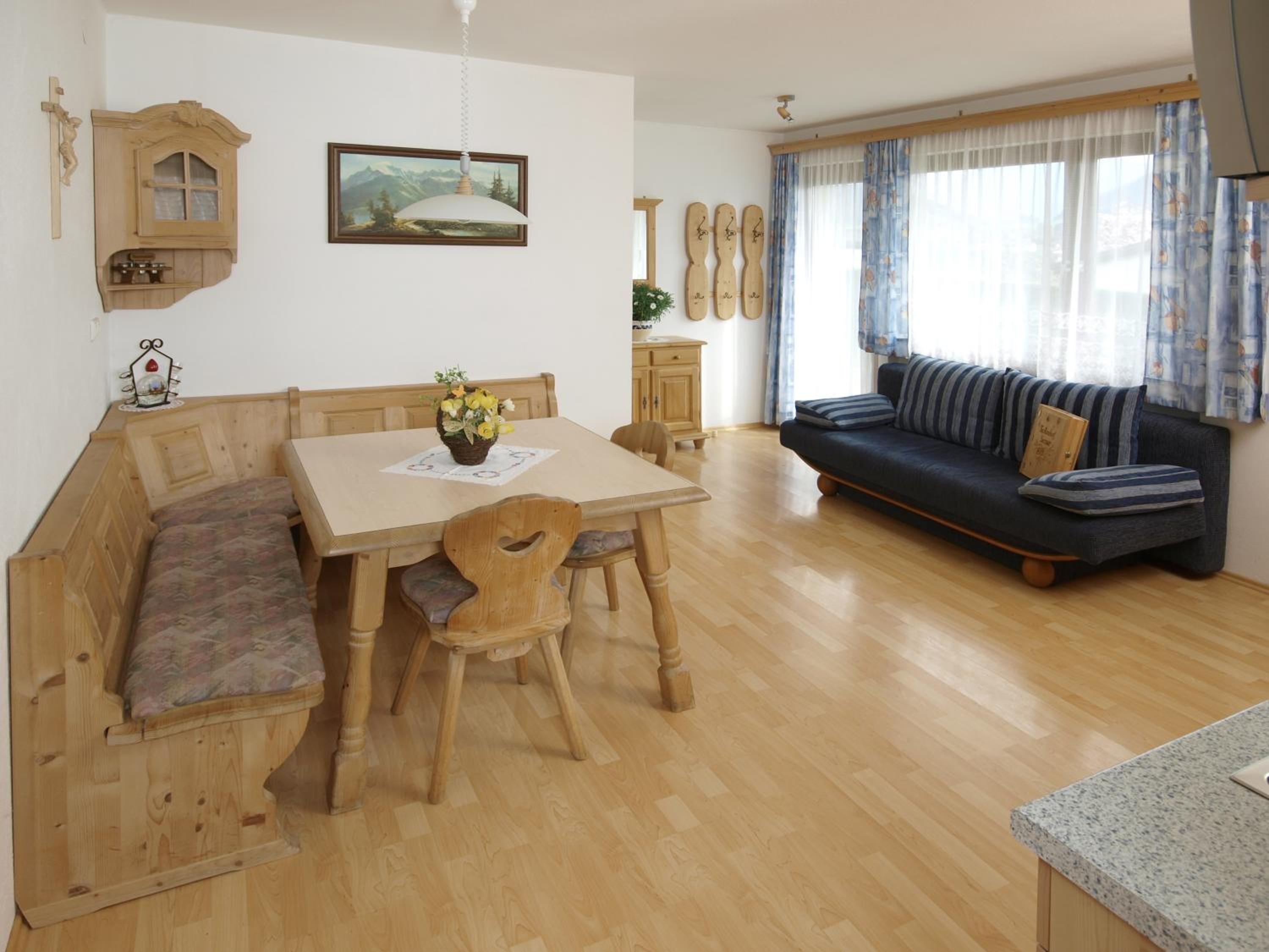 Two-Bedroom Apartment with Terrace photo 2
