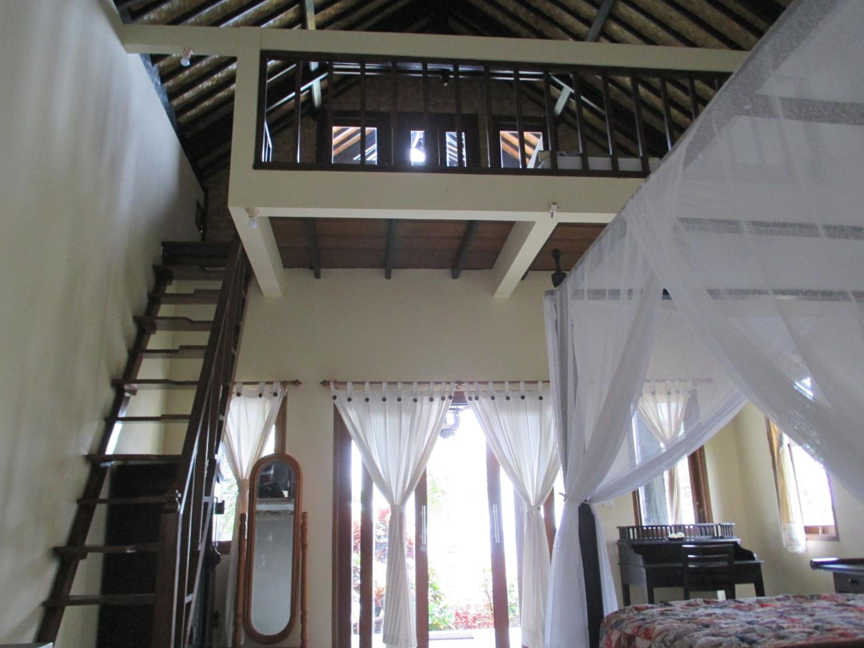 Bungalow with Sea View